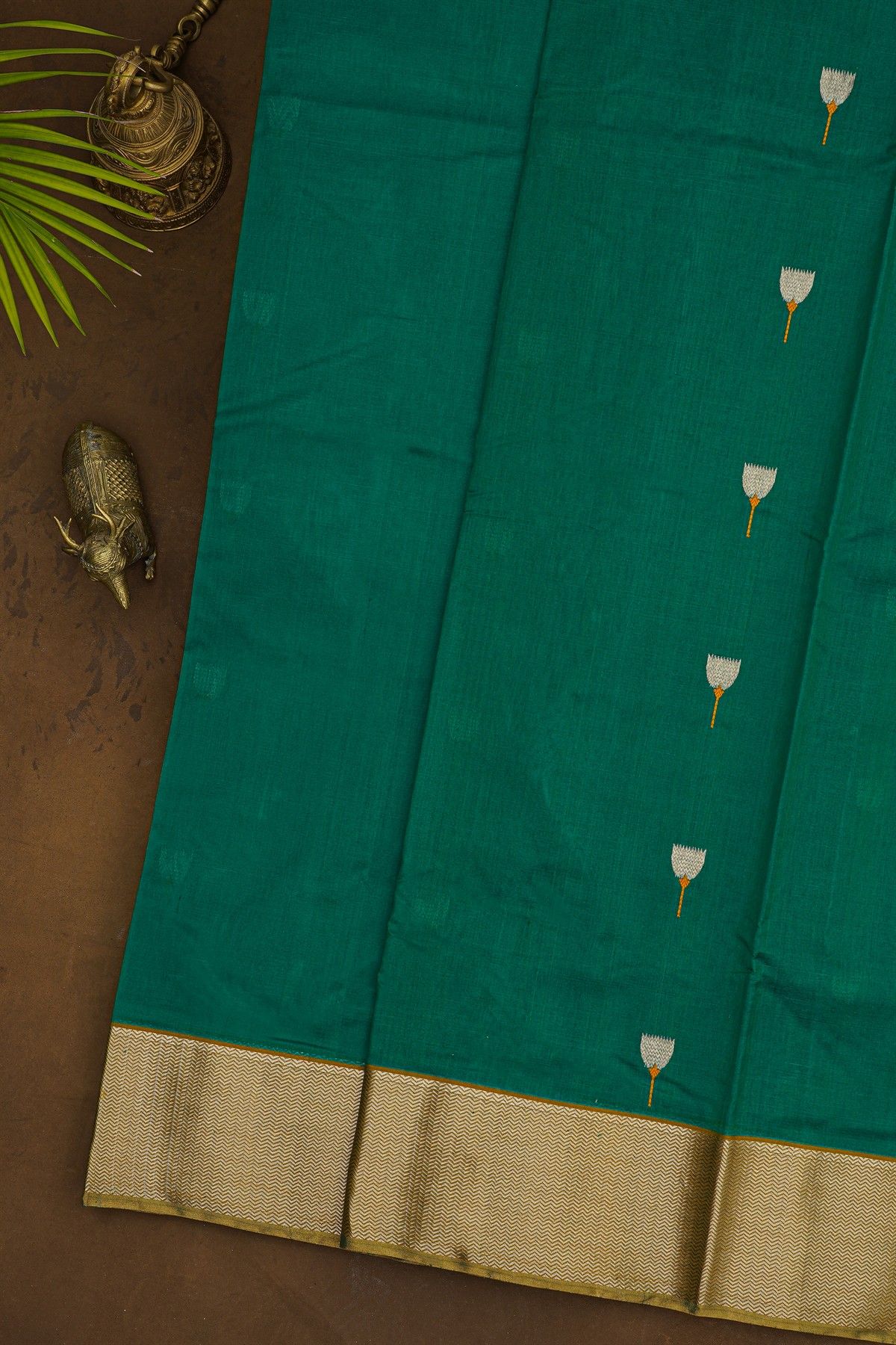 Chanderi Silk Rama Green Saree With Meenakari Floral Buttis