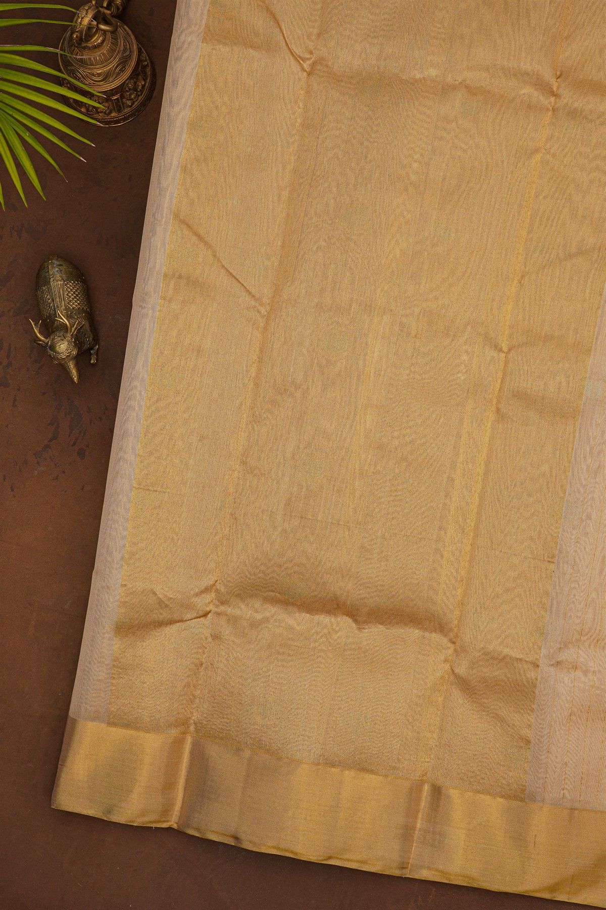 Chanderi Silk Cream Saree With Meenakari Zari Buttis And Kaddi Border