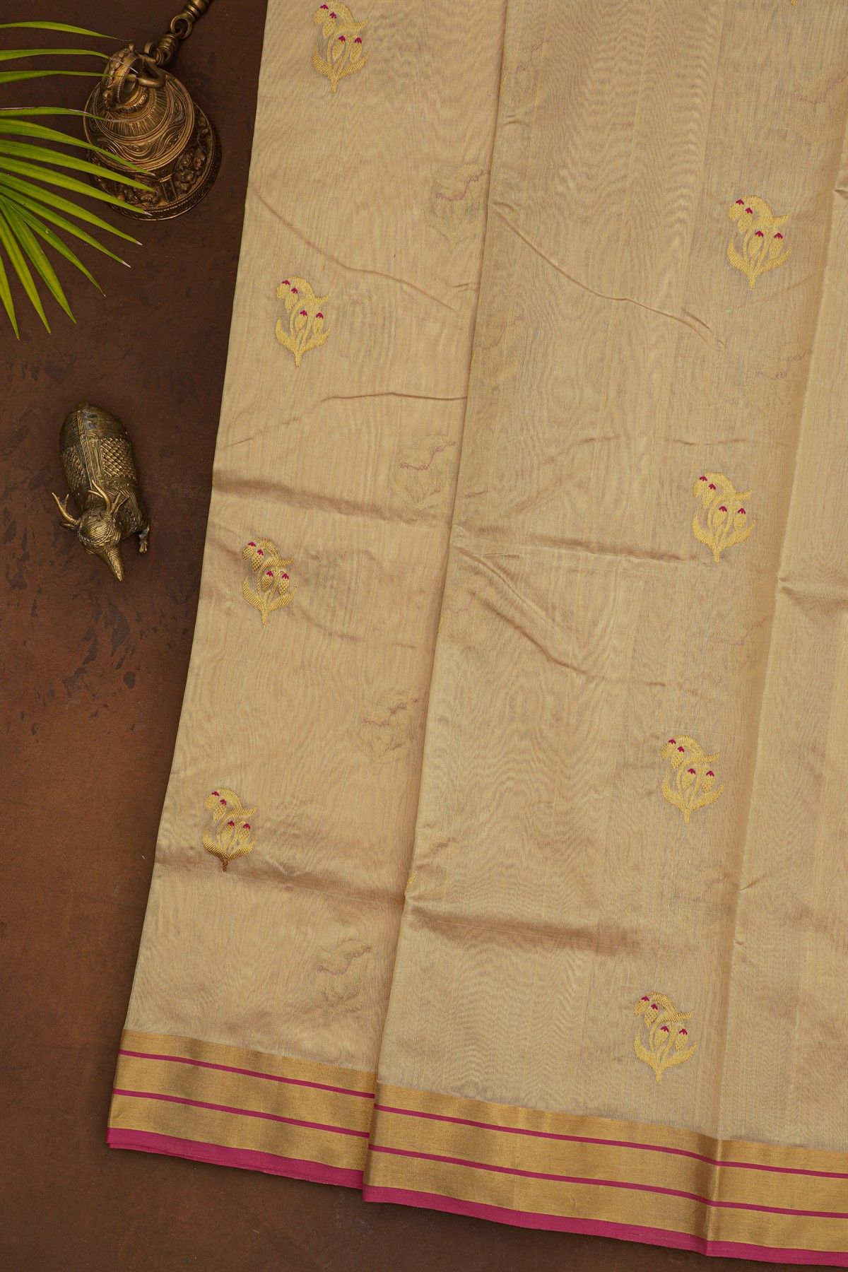Chanderi Silk Cream Saree With Kaddi Border