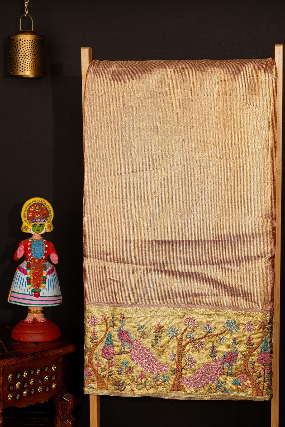Fusion Kancheepuram Tissue Gold Saree With Thread Work Peacocks Border