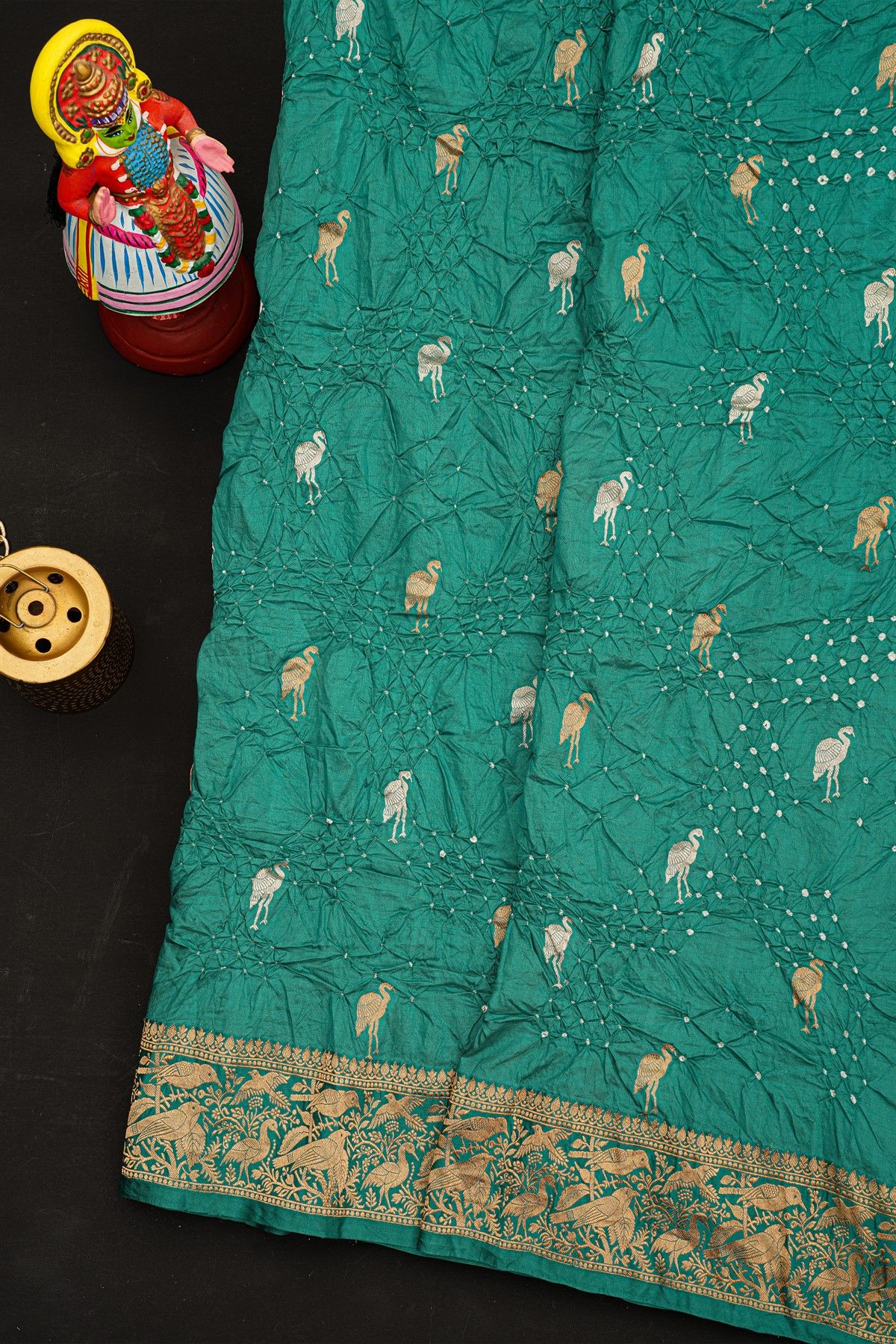 Bandhani Silk Sea Green Saree With Swans In Bandhani Body