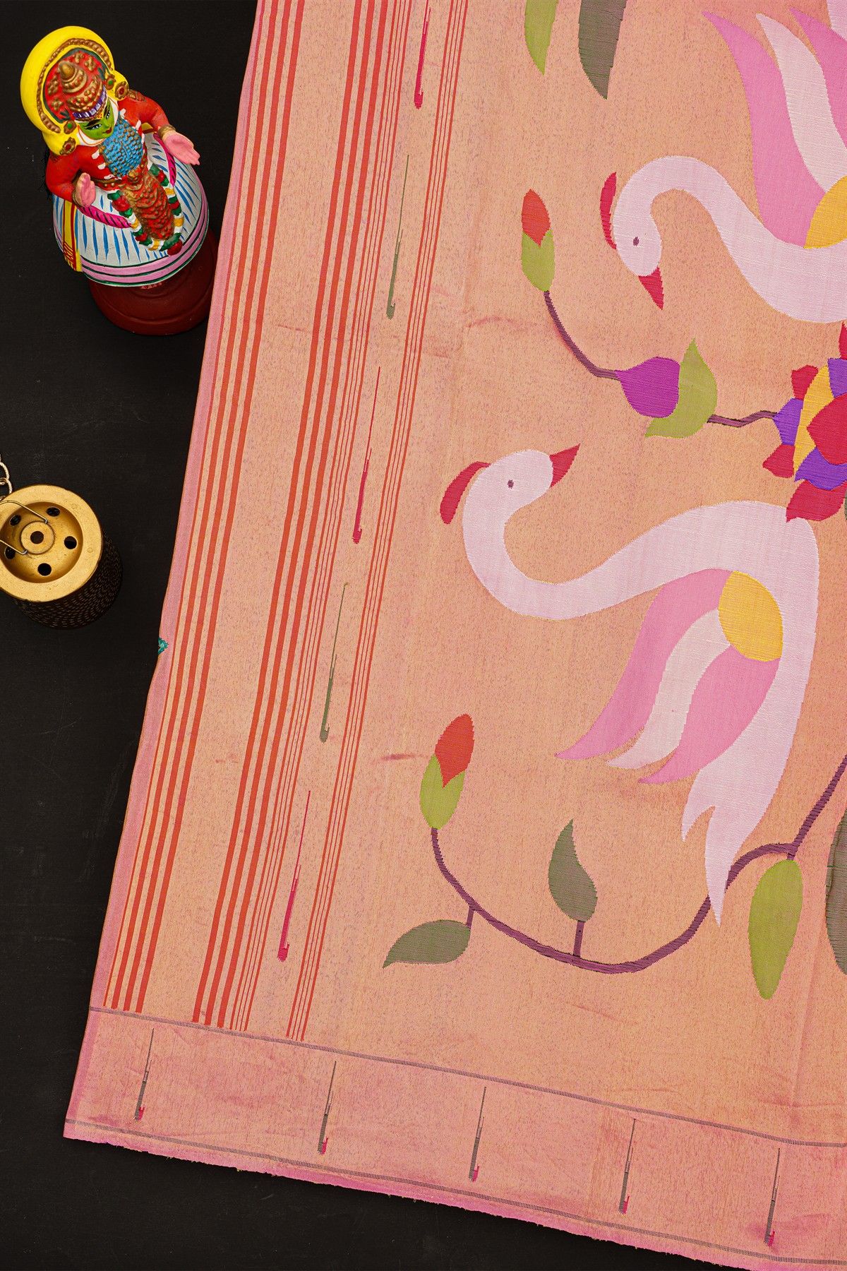 Fusion Paithani SIlk Baby Pink Saree With Thread Work And Muniya Border