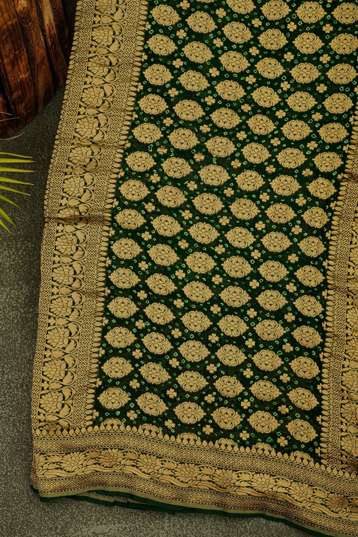 Bandhani Kaddi Georgette Multi-Colour Saree With Bandhani Dots And Florals Body