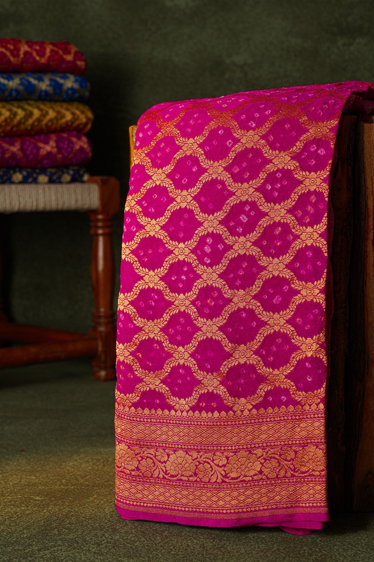 Bandhani Kaddi Georgette Magenta Saree With Bandhani Dots And Florals Body