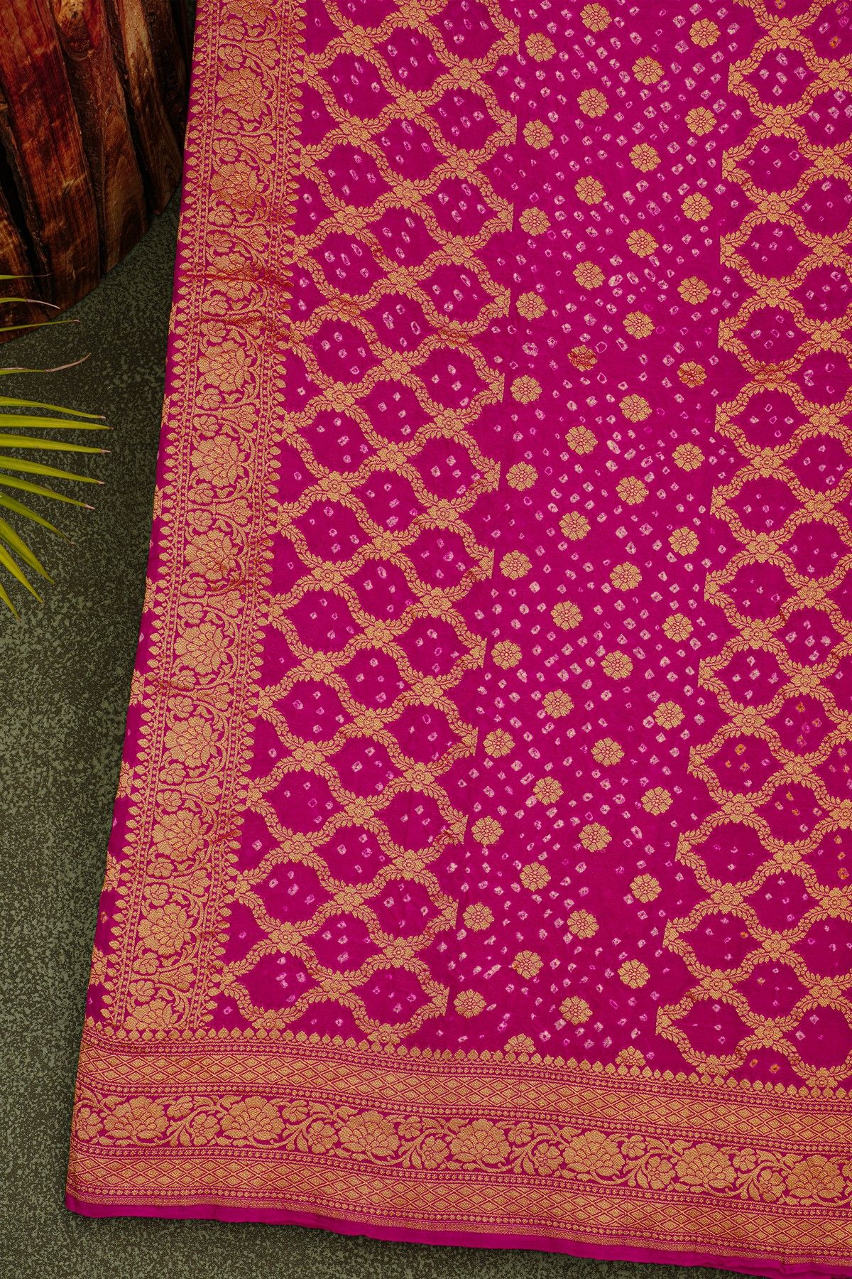 Bandhani Kaddi Georgette Magenta Saree With Bandhani Dots And Florals Body