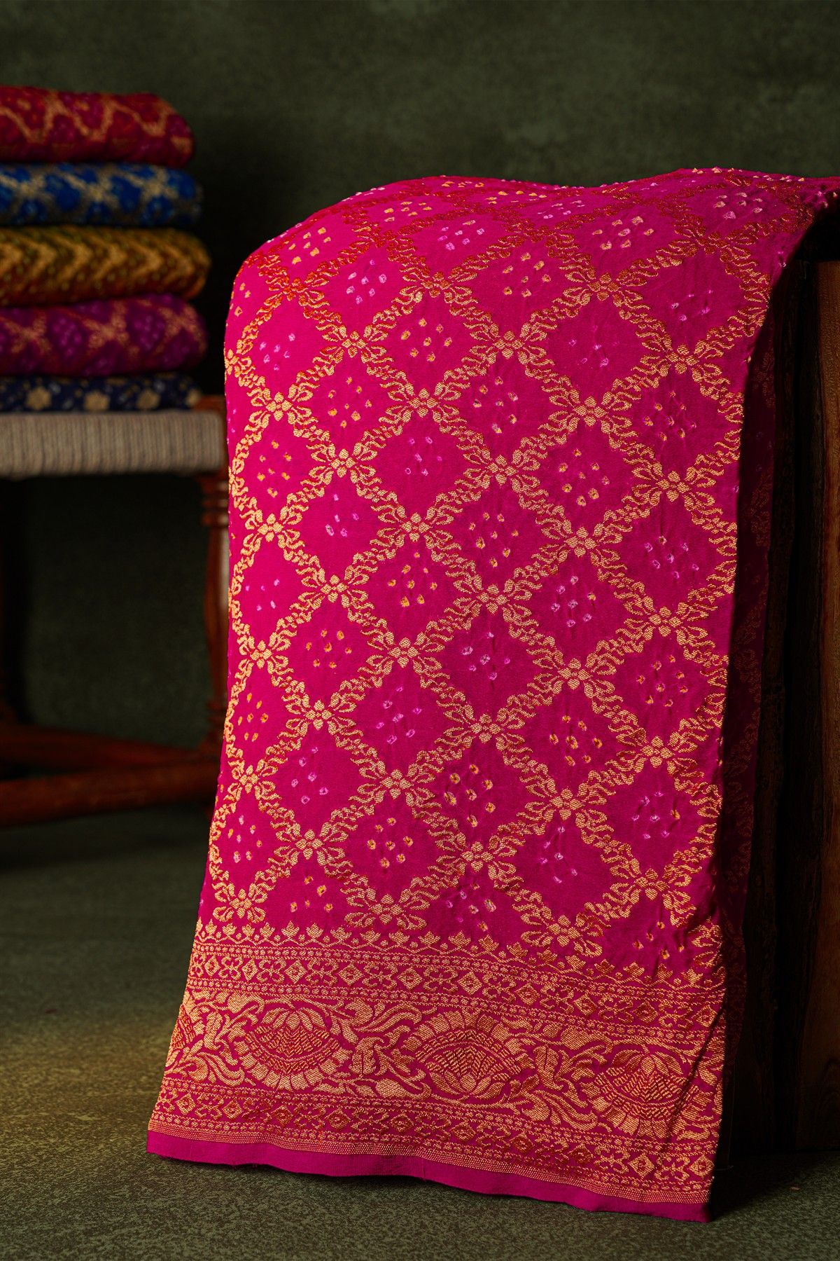 Bandhani Kaddi Georgette Magenta Saree With Bandhani Dots And Florals Body