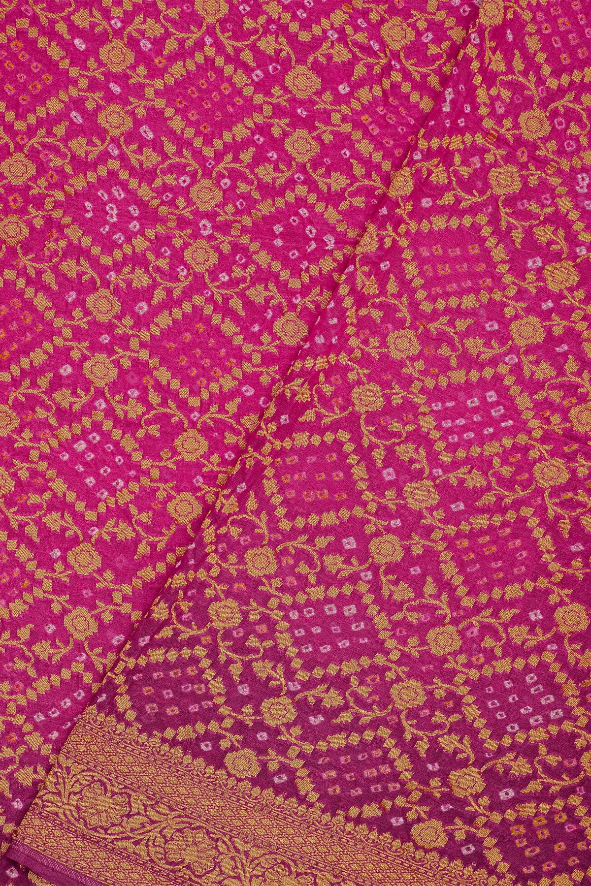Bandhani Kaddi Georgette Dual Colour Saree With Bandhani Dots And Florals Body