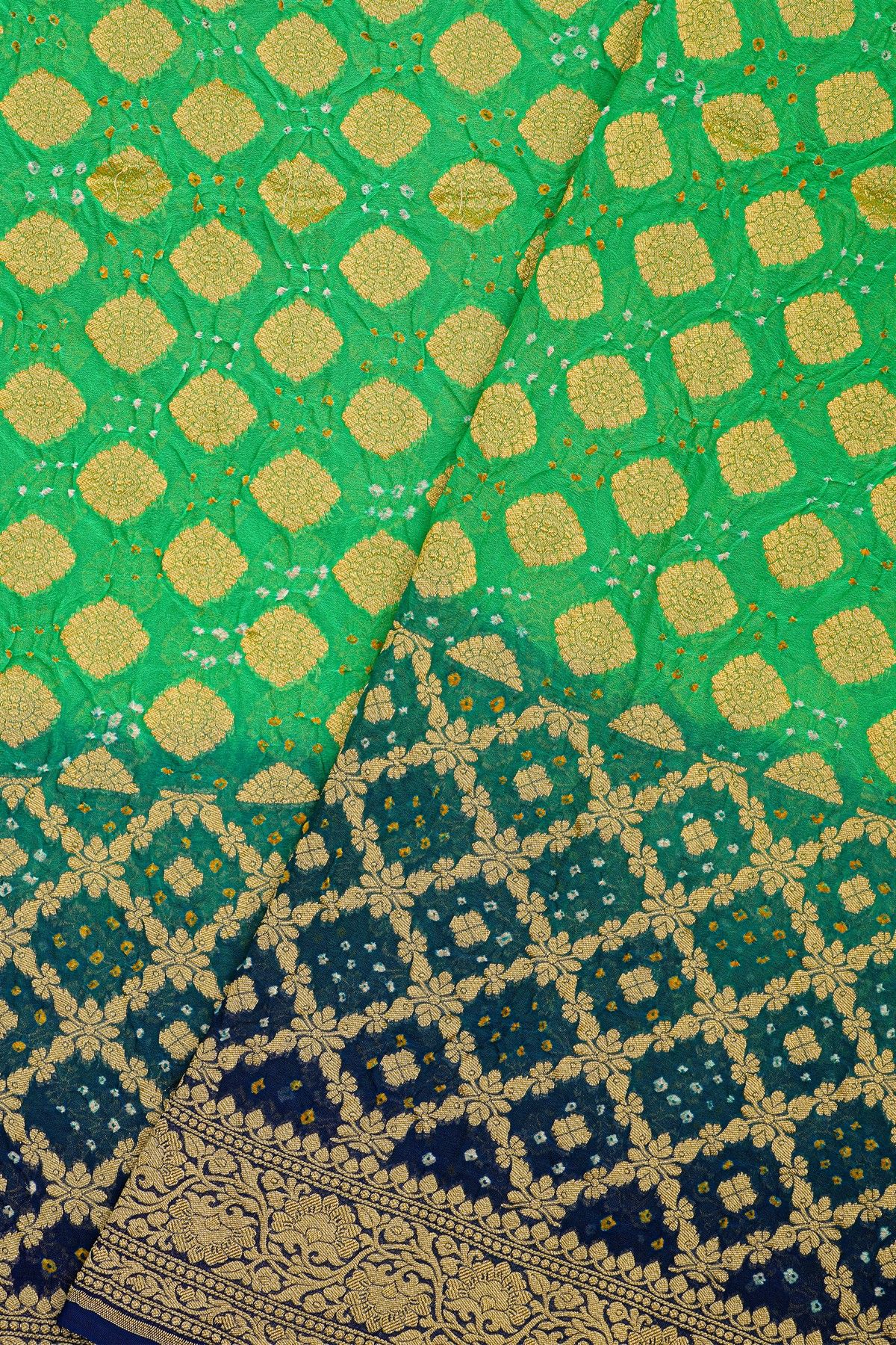 Bandhani Kaddi Georgette Dual Colour Saree With Bandhani Dots Body