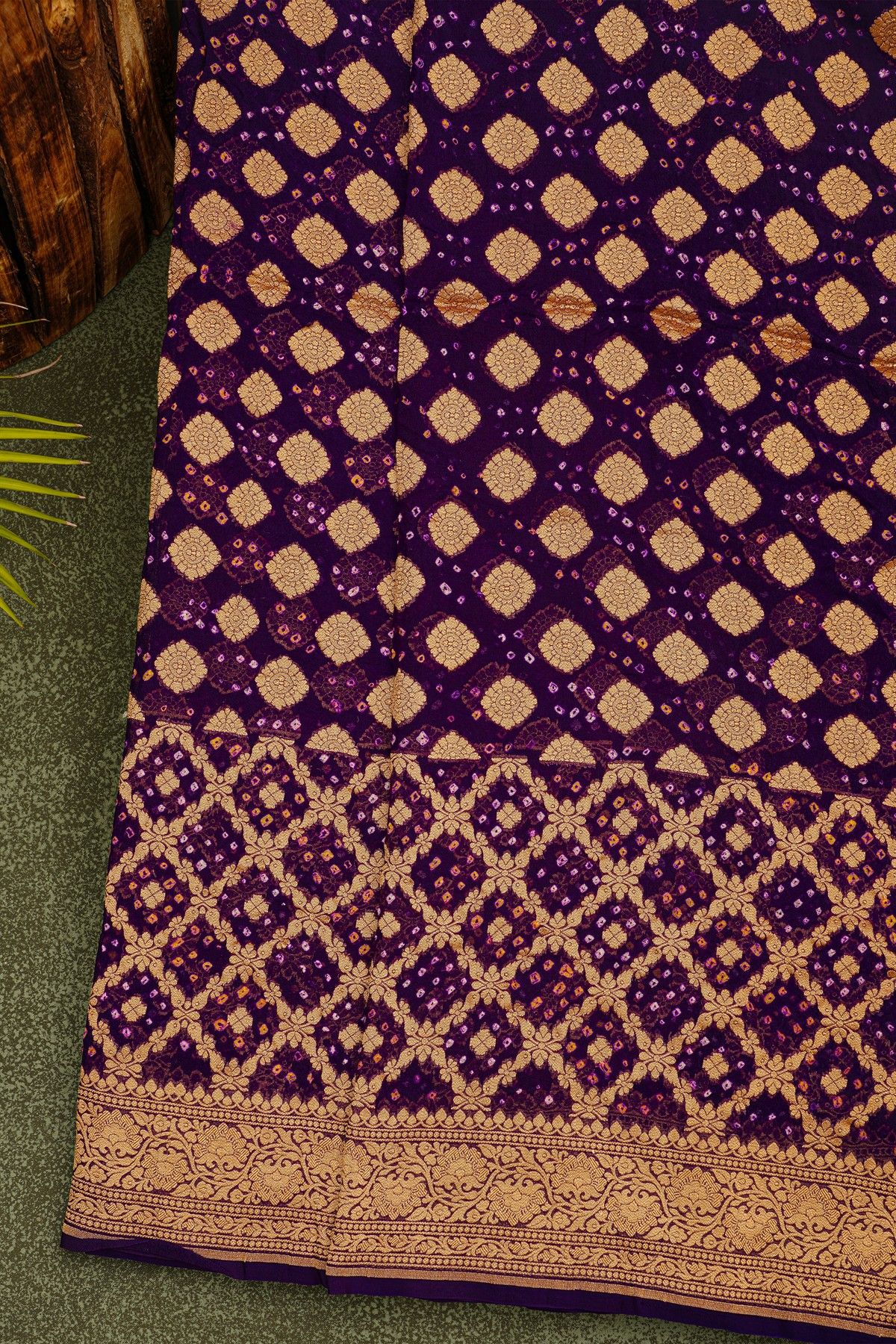 Bandhani Kaddi Georgette Purple Saree With Bandhani Dots Body