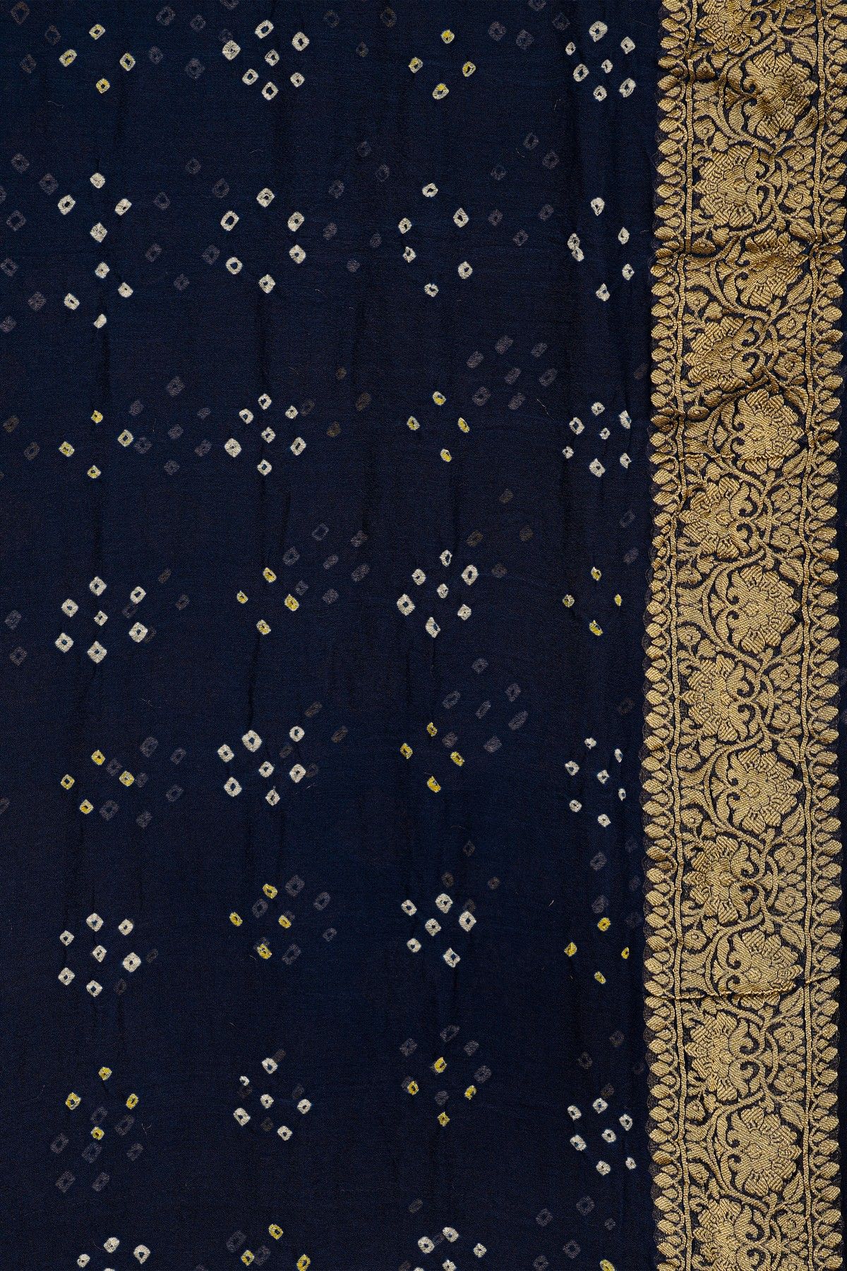 Bandhani Kaddi Georgette Dual Colour Saree With Bandhani Dots And Florals Body