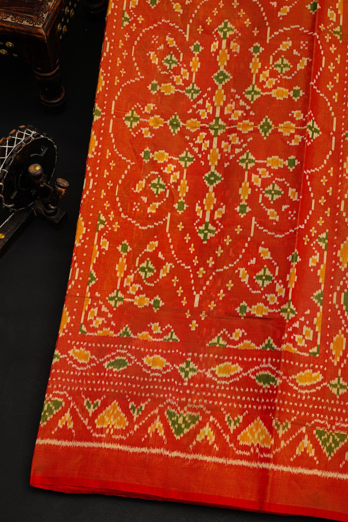 Patola Silk Mehendi Green Saree With Florals And Animals Body