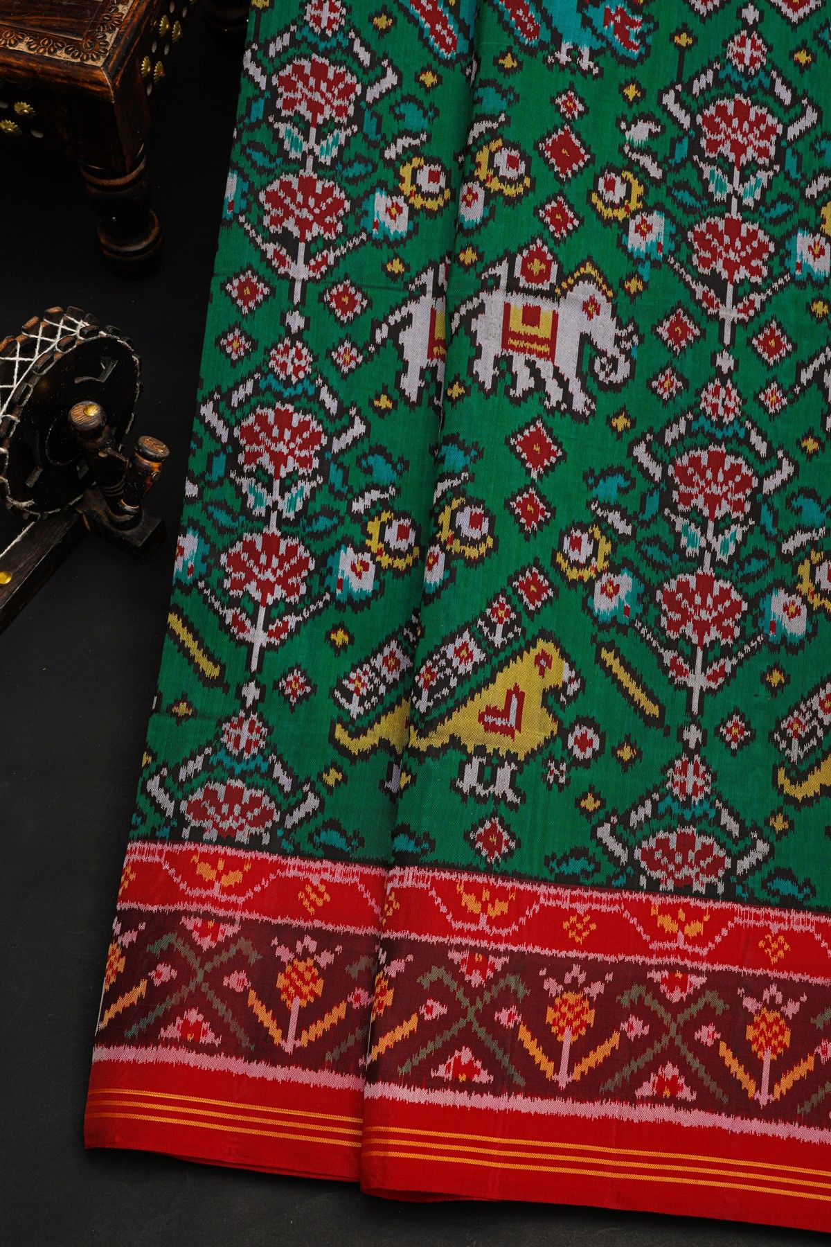 Patola Silk Leaf Green Saree With Floral And Animals Body