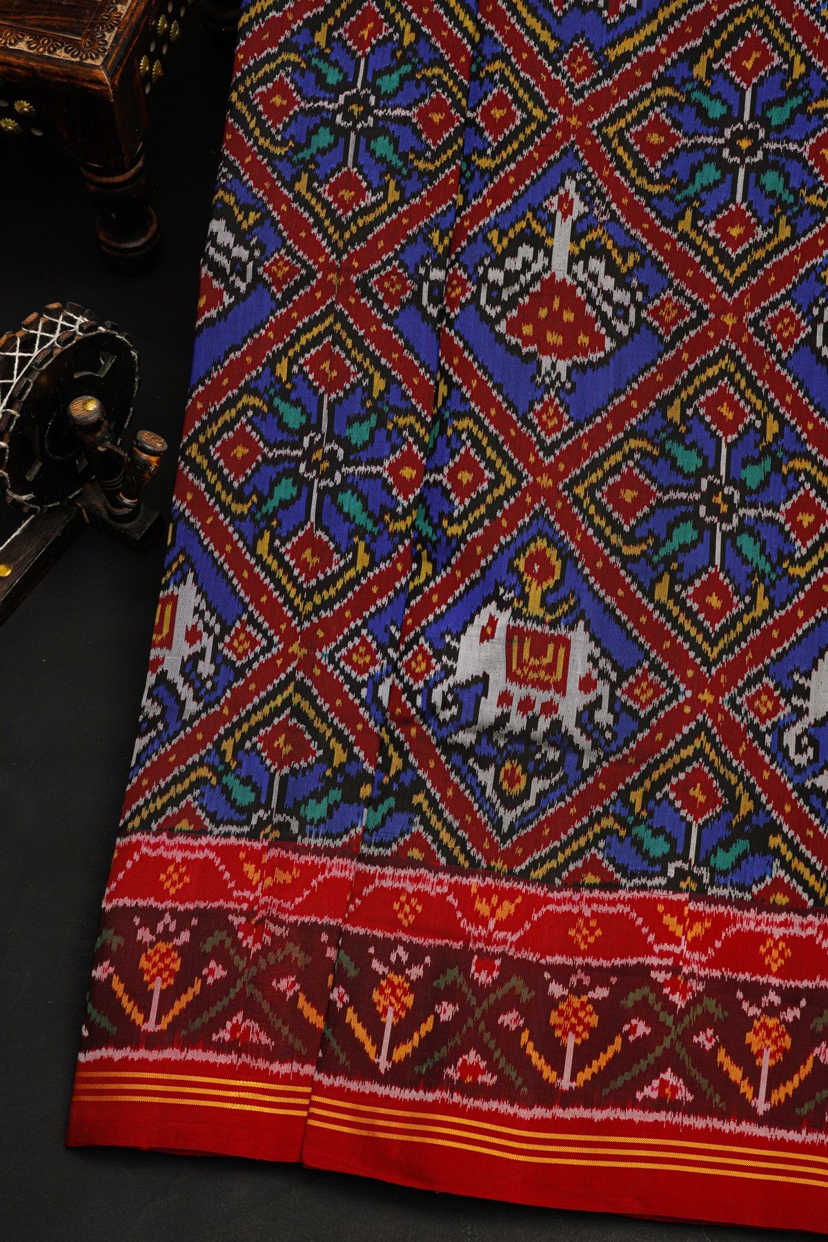 Patola Silk Royal Blue Saree With All Over Floral Weaving Body