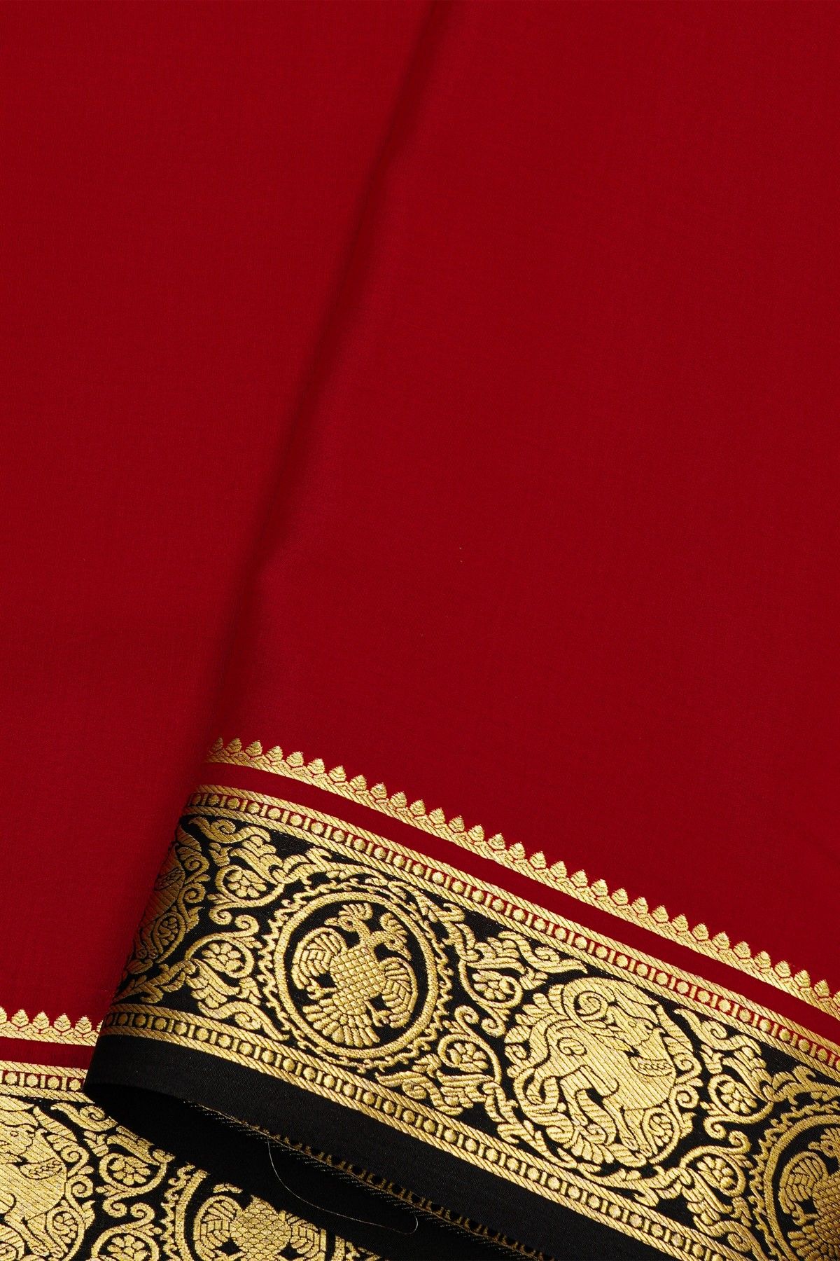 Mysore Crepe Red Saree With Floral Yalis And Gandaberunda Border