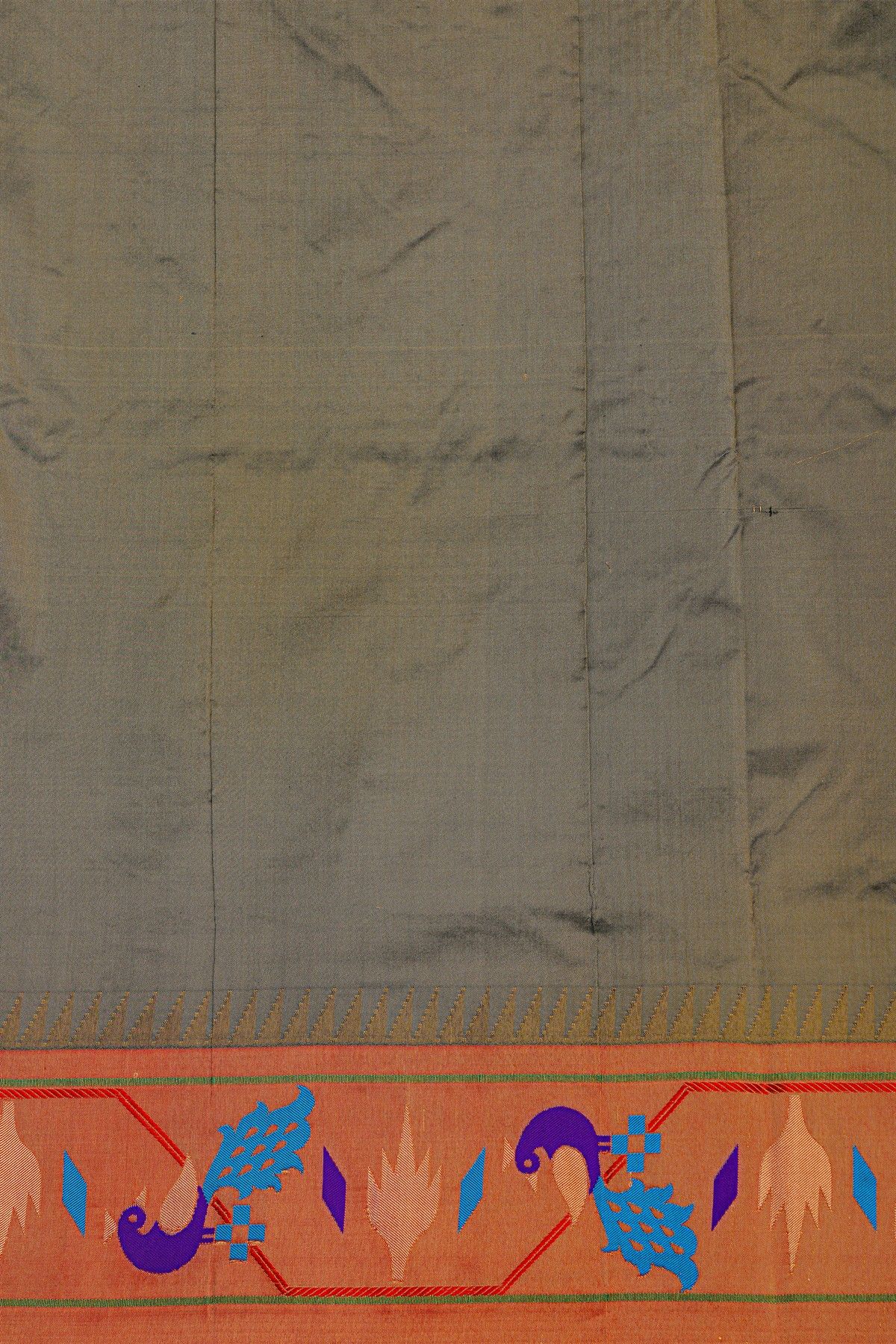 Narayanpet Silk Grey Saree With Paithani Pallu And Border