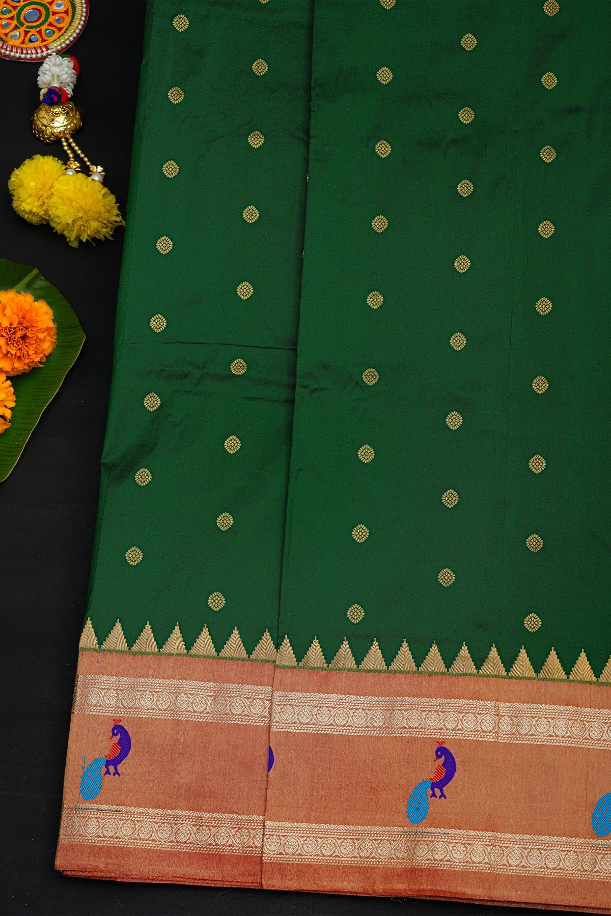 Narayanpet Silk Bottle Green Saree With Florals And Peacocks In Paithani Pallu
