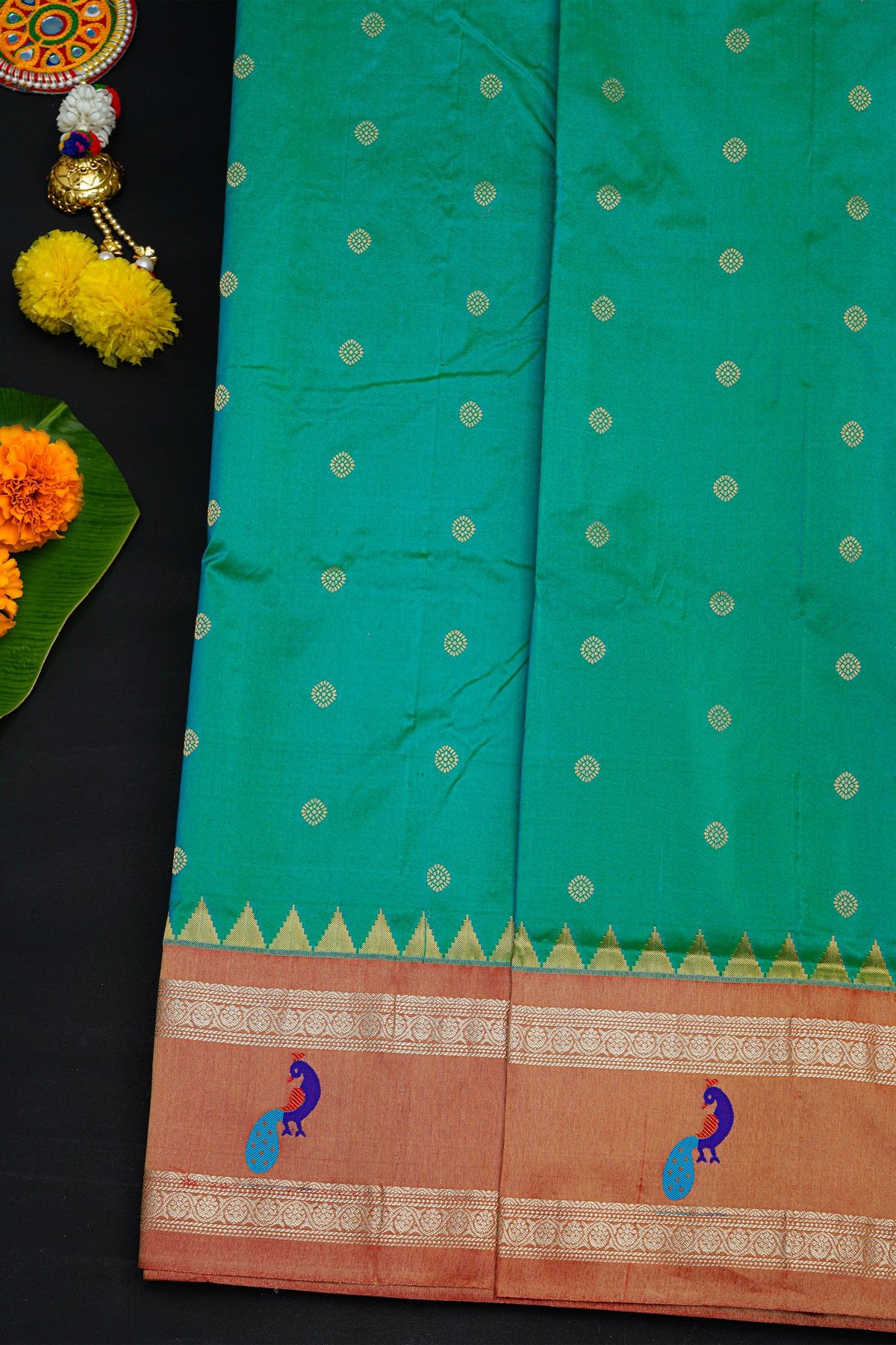 Narayanpet Silk Sea Green Saree With Contrast Peacock Motifs Border