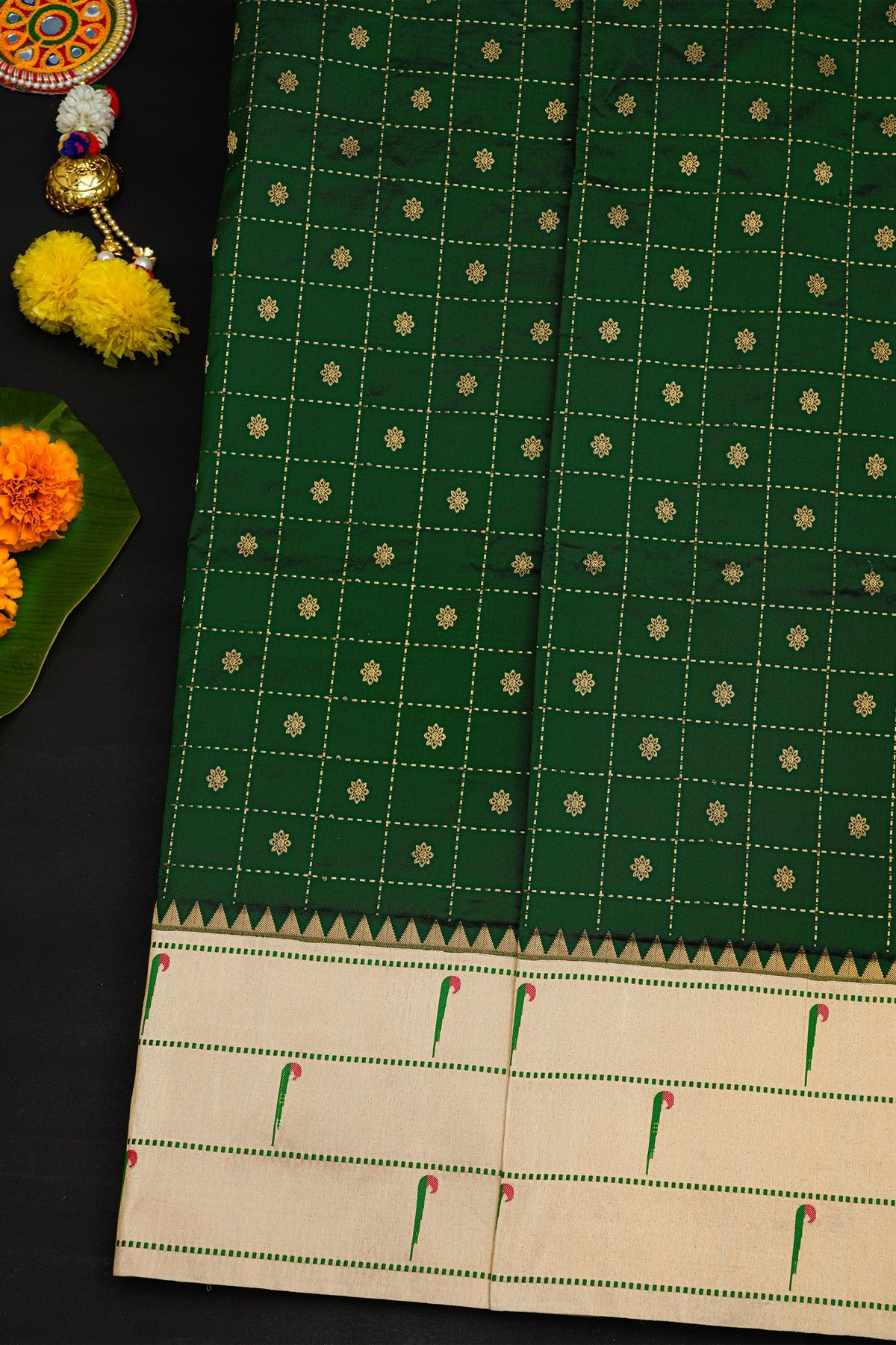 Narayanpet Silk Bottle Green Saree With Muniya Buttis Border