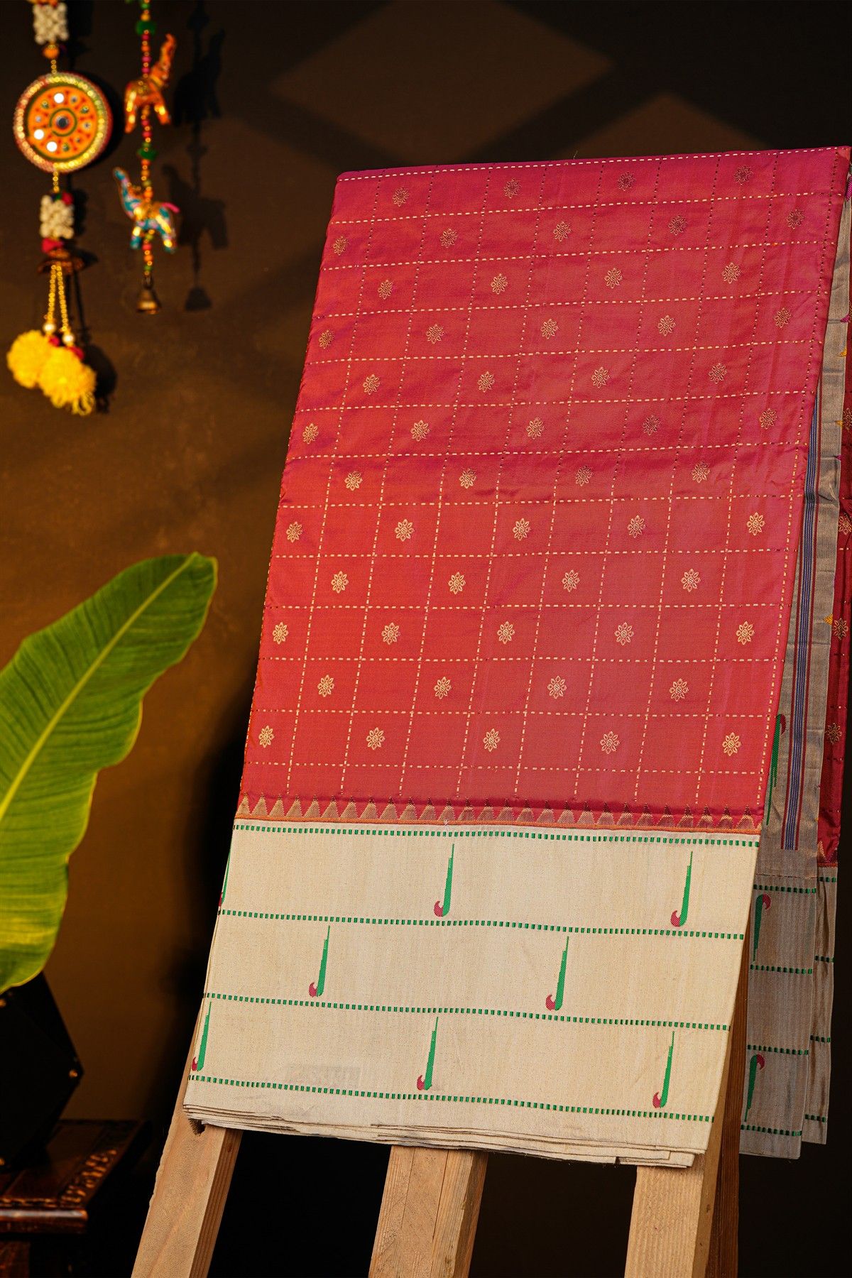 Narayanpet Silk Red Saree With Muniya Buttis Border