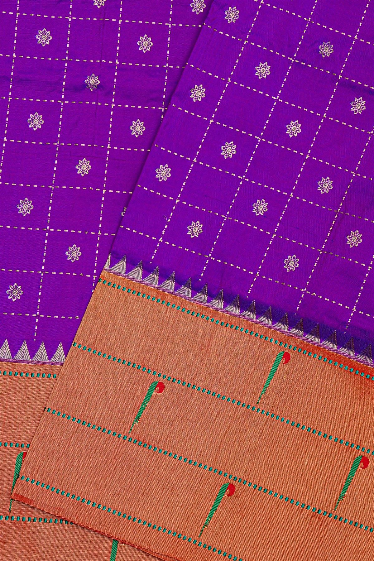 Narayanpet Silk Dark Purple Saree With Muniya Buttis Border
