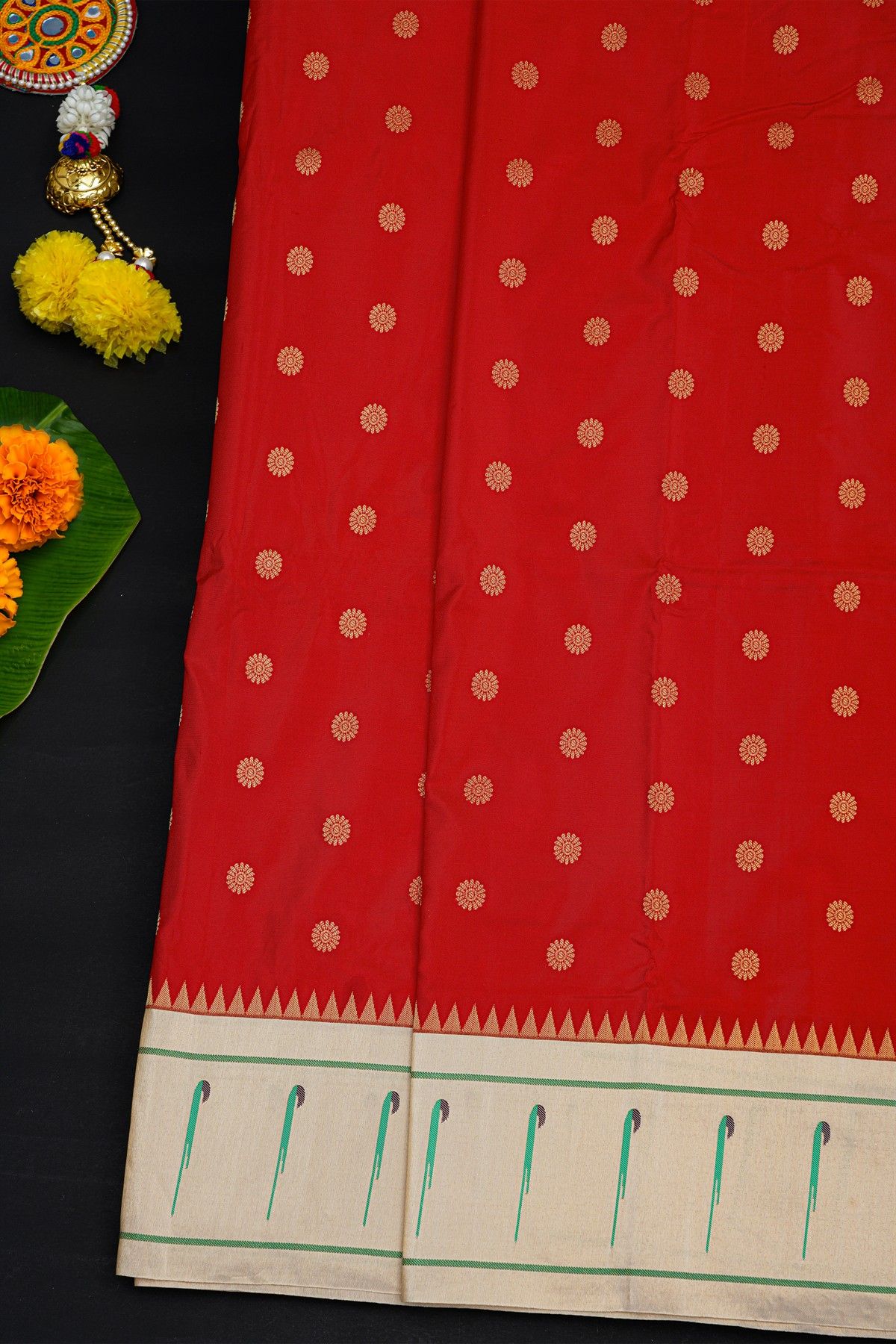 Narayanpet Silk Red Saree With Muniya Buttis Border