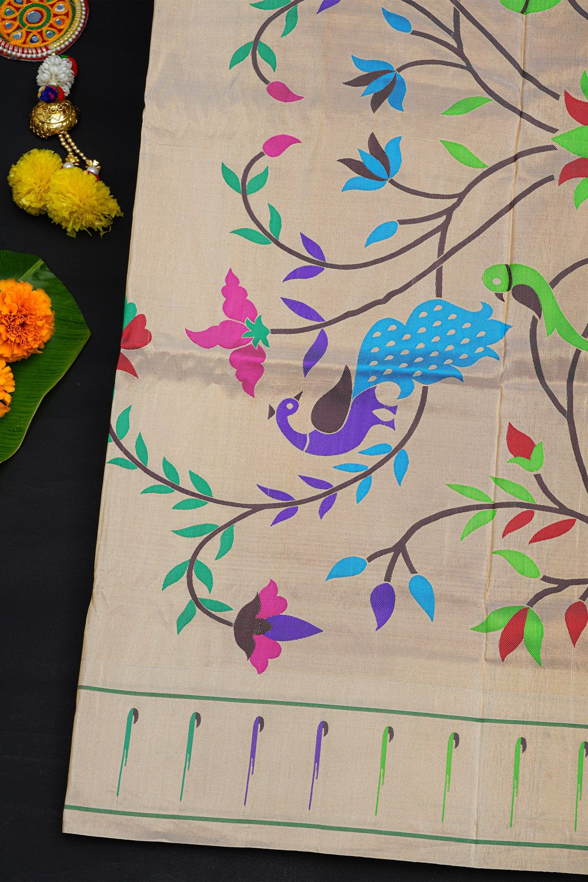 Narayanpet Silk Red Saree With Muniya Buttis Border