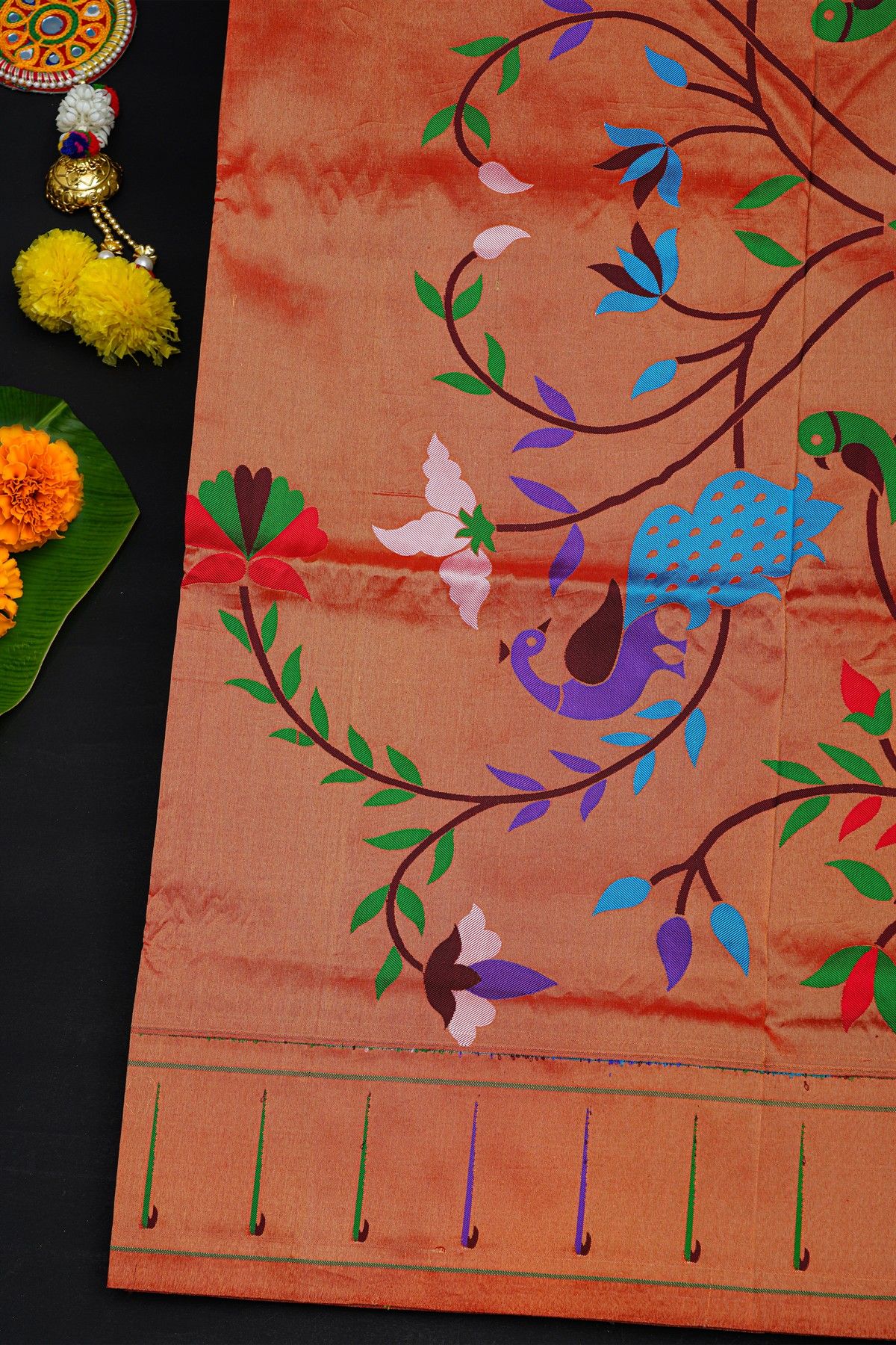 Narayanpet Silk Sea Green Saree With Muniya Buttis Border