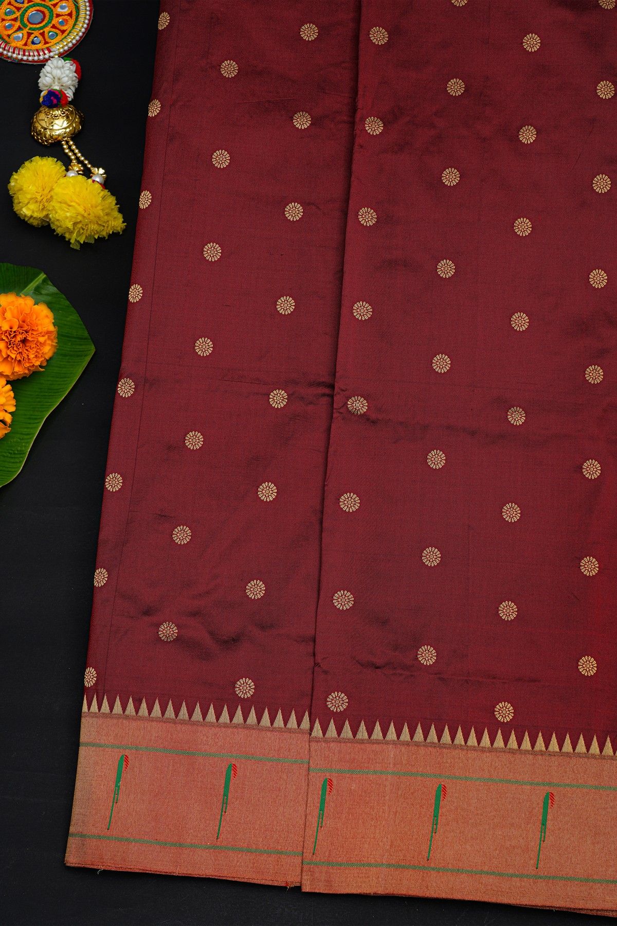 Narayanpet Silk Dark Maroon Saree With Muniya Buttis Border