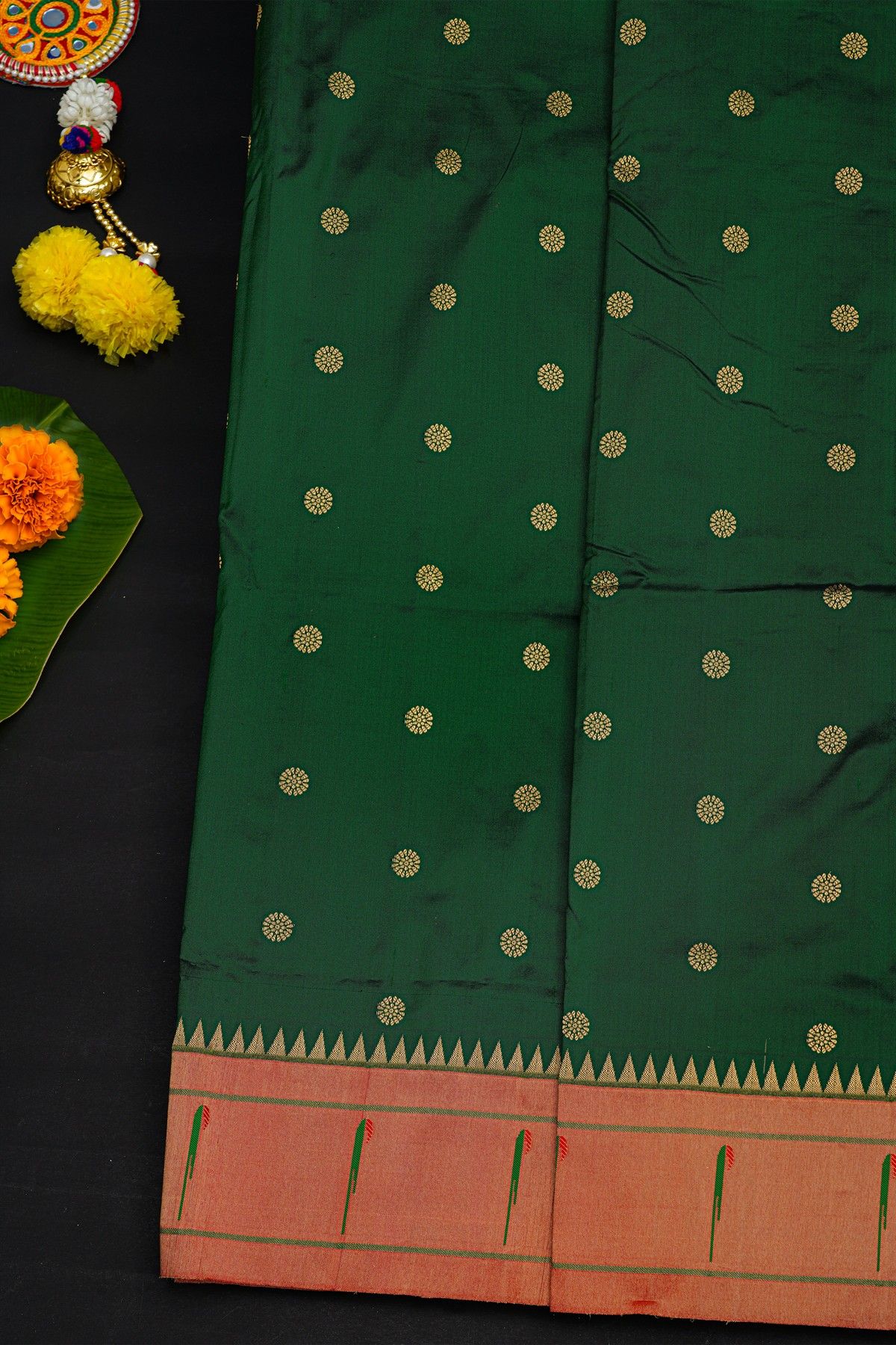 Narayanpet Silk Bottle Green Saree With Muniya Buttis Border