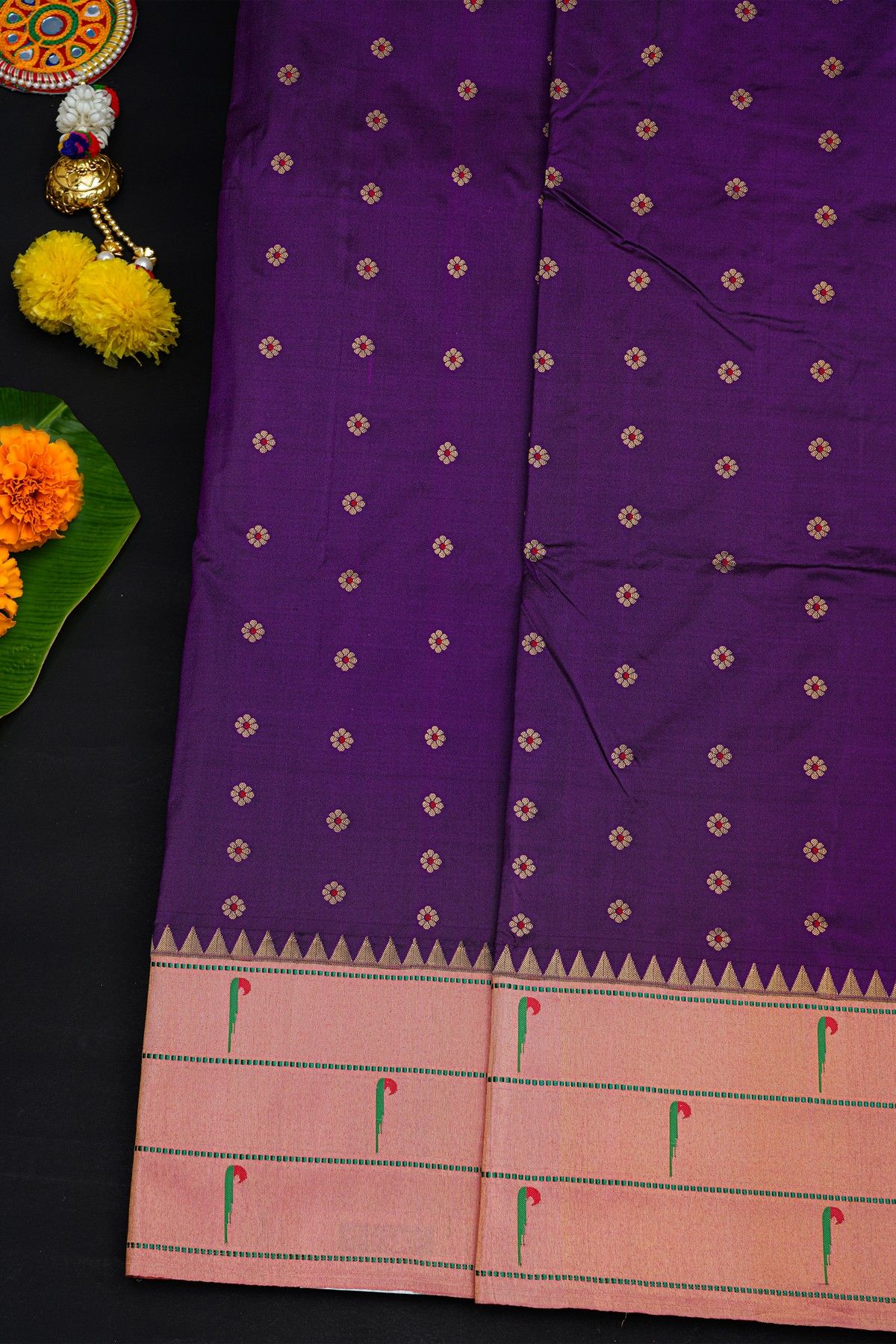 Narayanpet Silk Violet Saree With Muniya Buttis Border