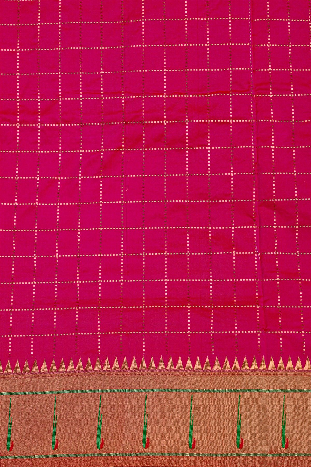 Narayanpet Silk Pink Saree With Muniya Buttis Border