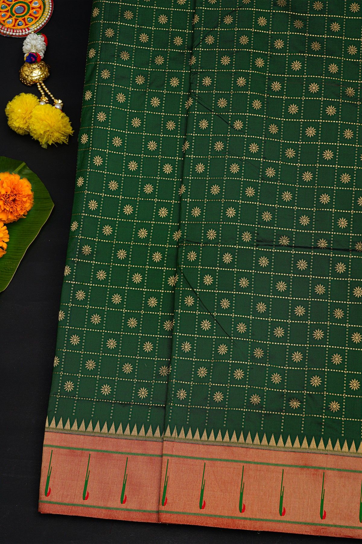 Narayanpet Silk Bottle Green Saree With Muniya Buttis Border