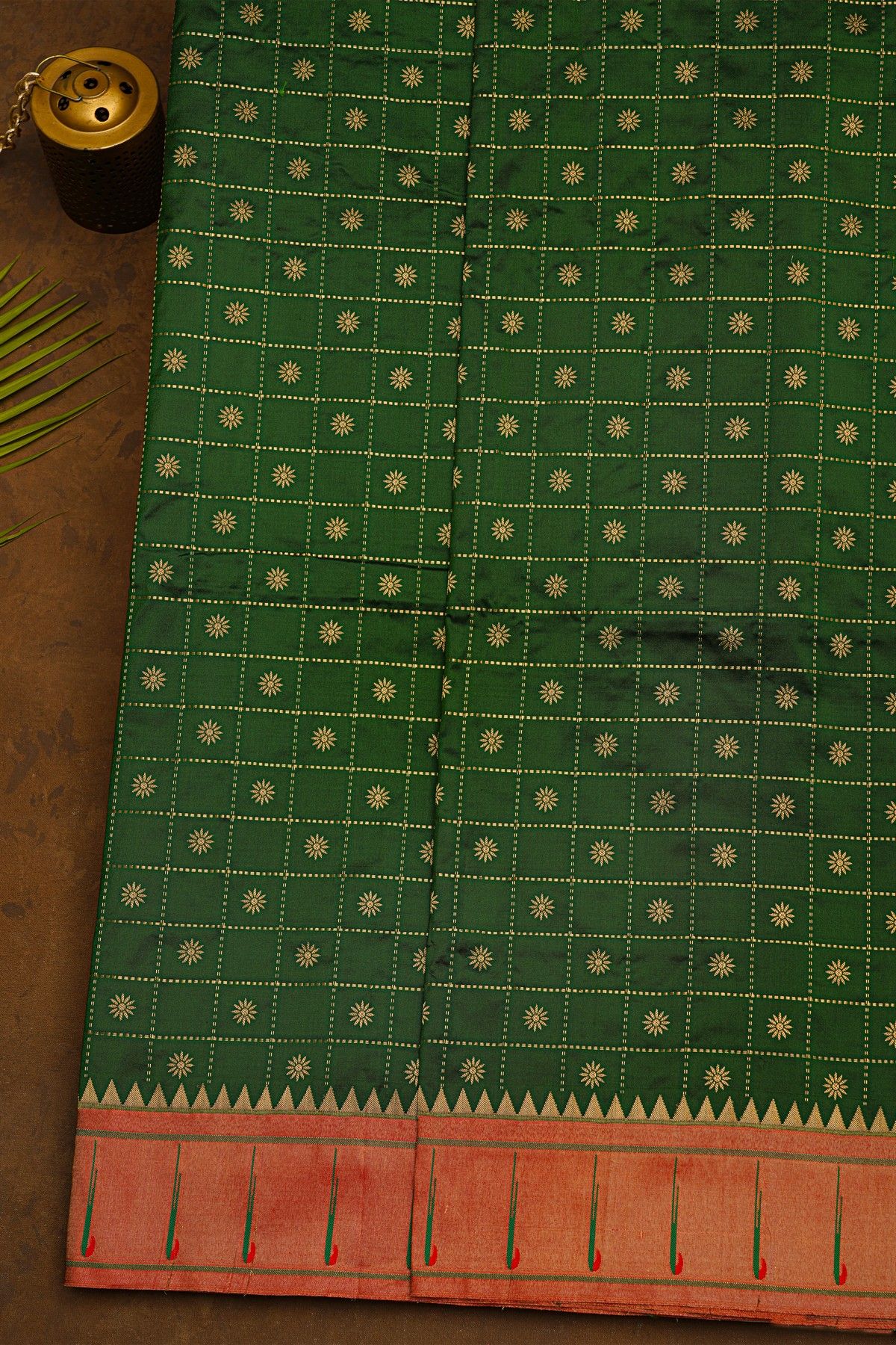 Narayanpet Silk Bottle Green Saree With Muniya Buttis Border