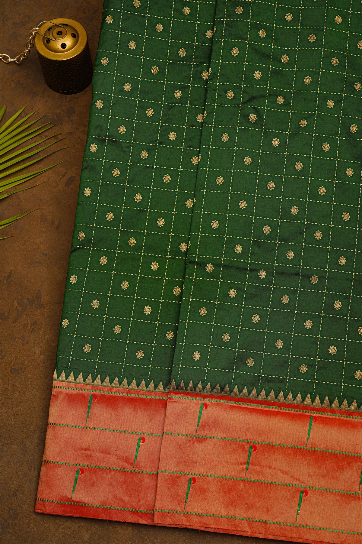Narayanpet Silk Bottle Green Saree With Muniya Buttis Border