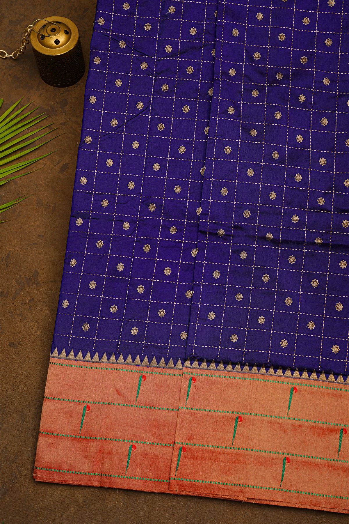 Narayanpet Silk Royal Blue Saree With Muniya Buttis Border