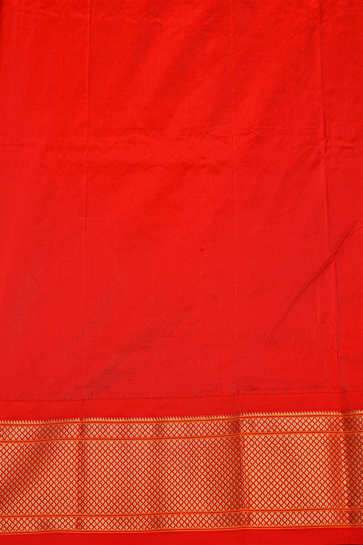 Narayanpet Silk Parrot Green Saree With Florals And Peacocks In Paithani Pallu