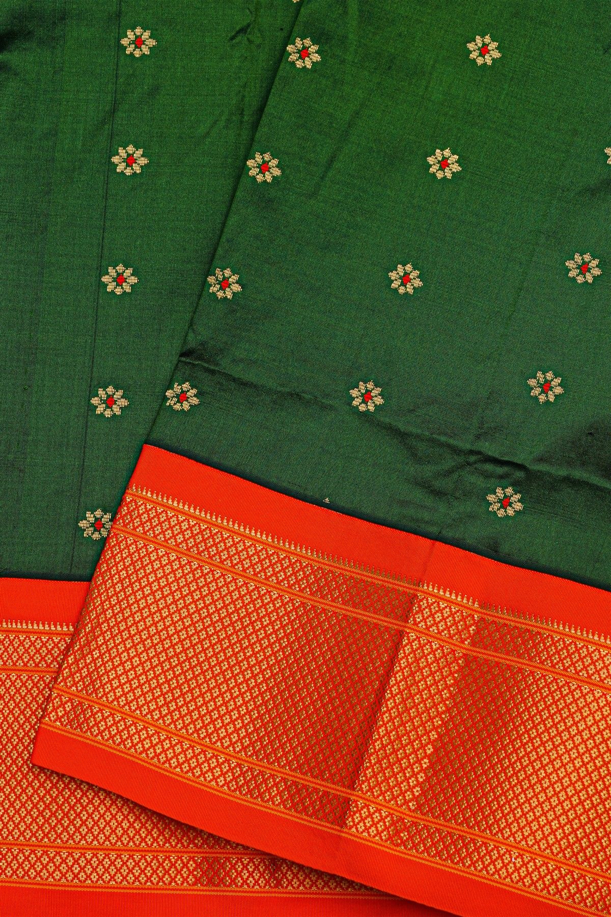Narayanpet Silk Bottle Green Saree With Florals And Peacocks In Paithani Pallu
