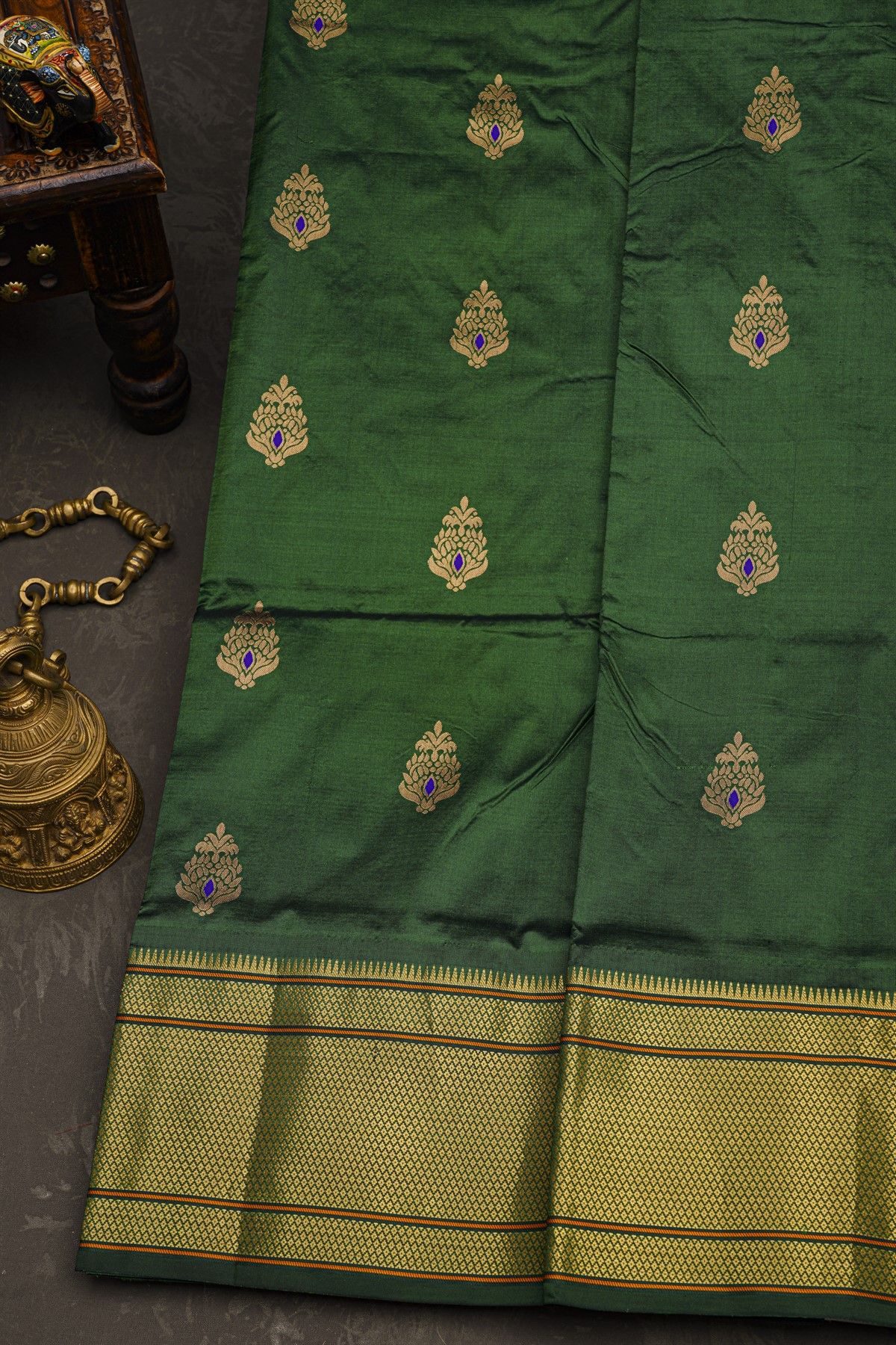 Narayanpet Silk Bottle Green Saree With Florals And Buttis Body