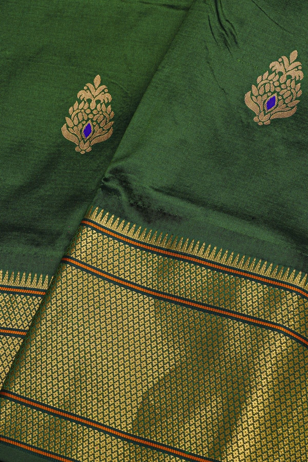 Narayanpet Silk Bottle Green Saree With Florals And Buttis Body