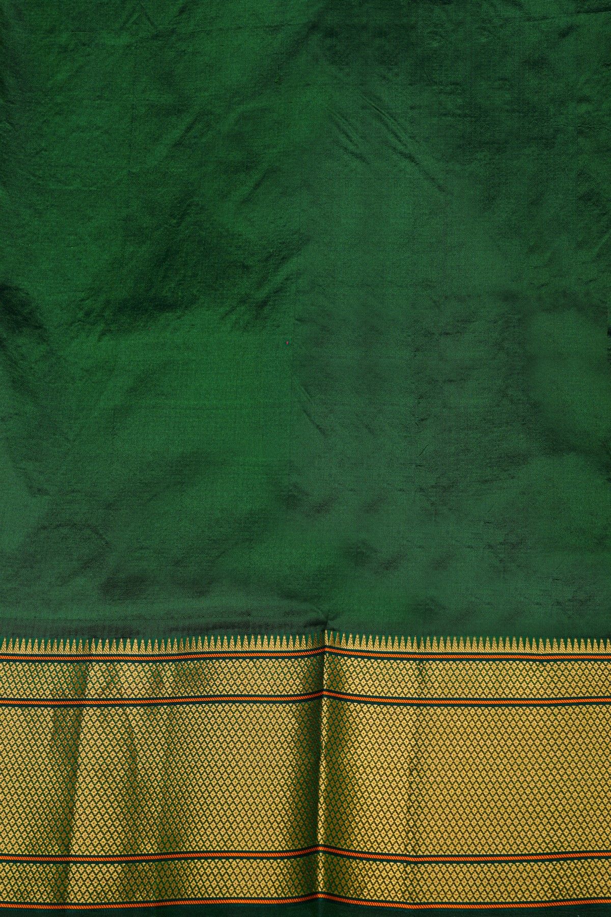 Narayanpet Silk Bottle Green Saree With Florals And Buttis Body