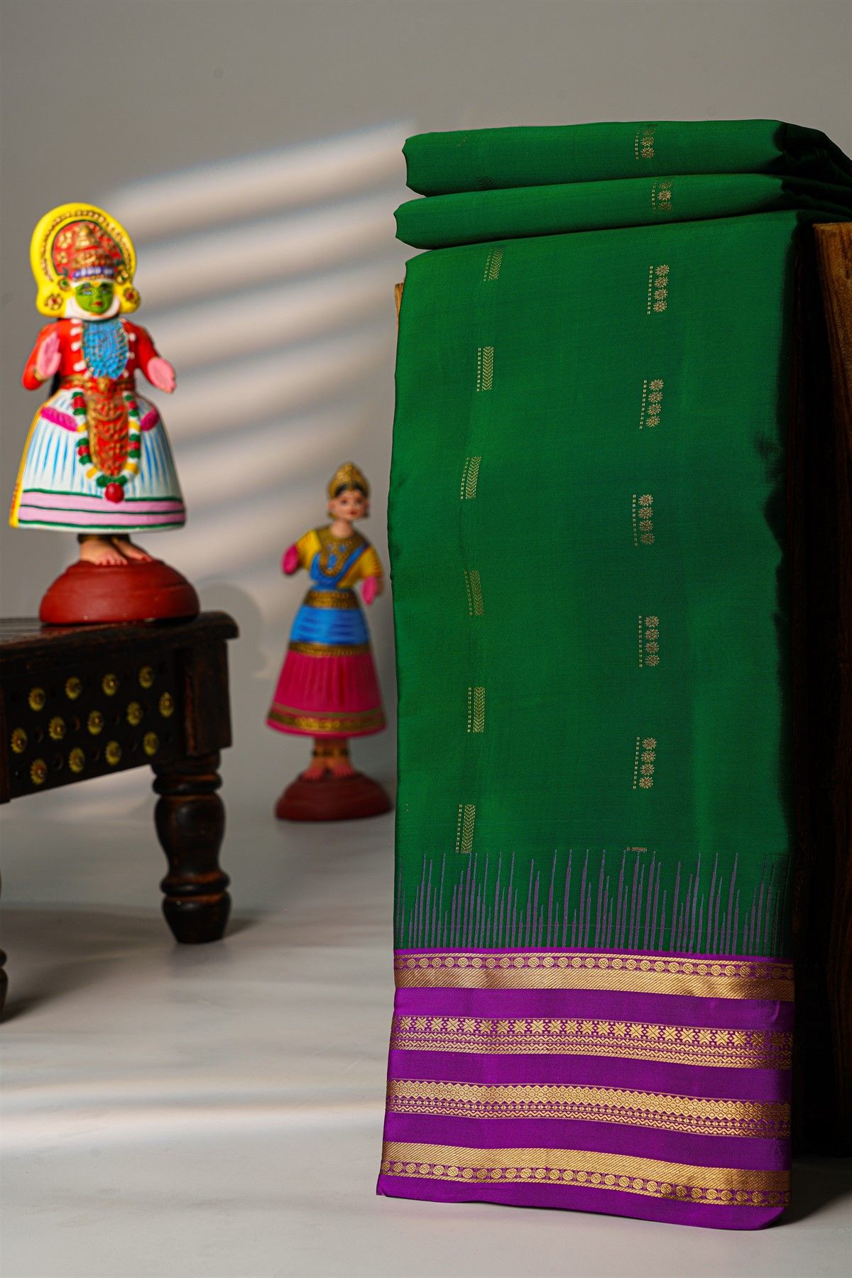 Coimbatore Silk Bottle Green Saree With Traditional Border