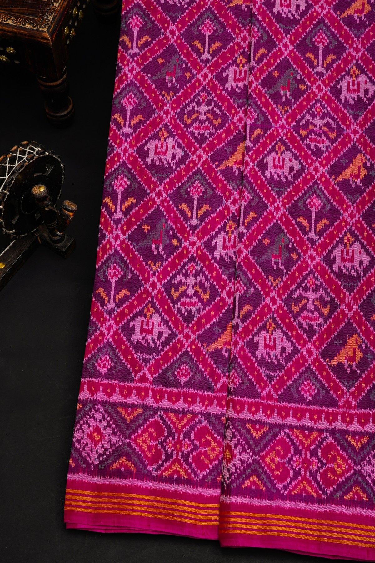 Patola Silk Dual Colour Saree With Animals And Florals Body