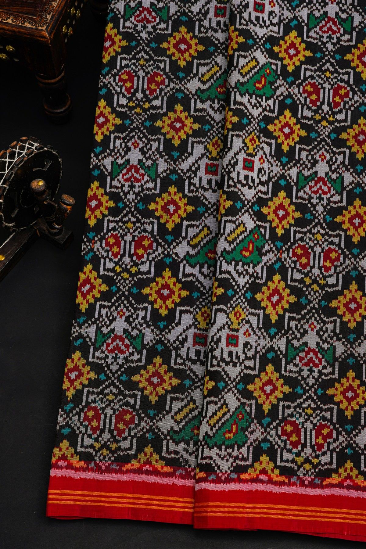 Patola Silk Multi-Colour Saree With Florals And Birds Body
