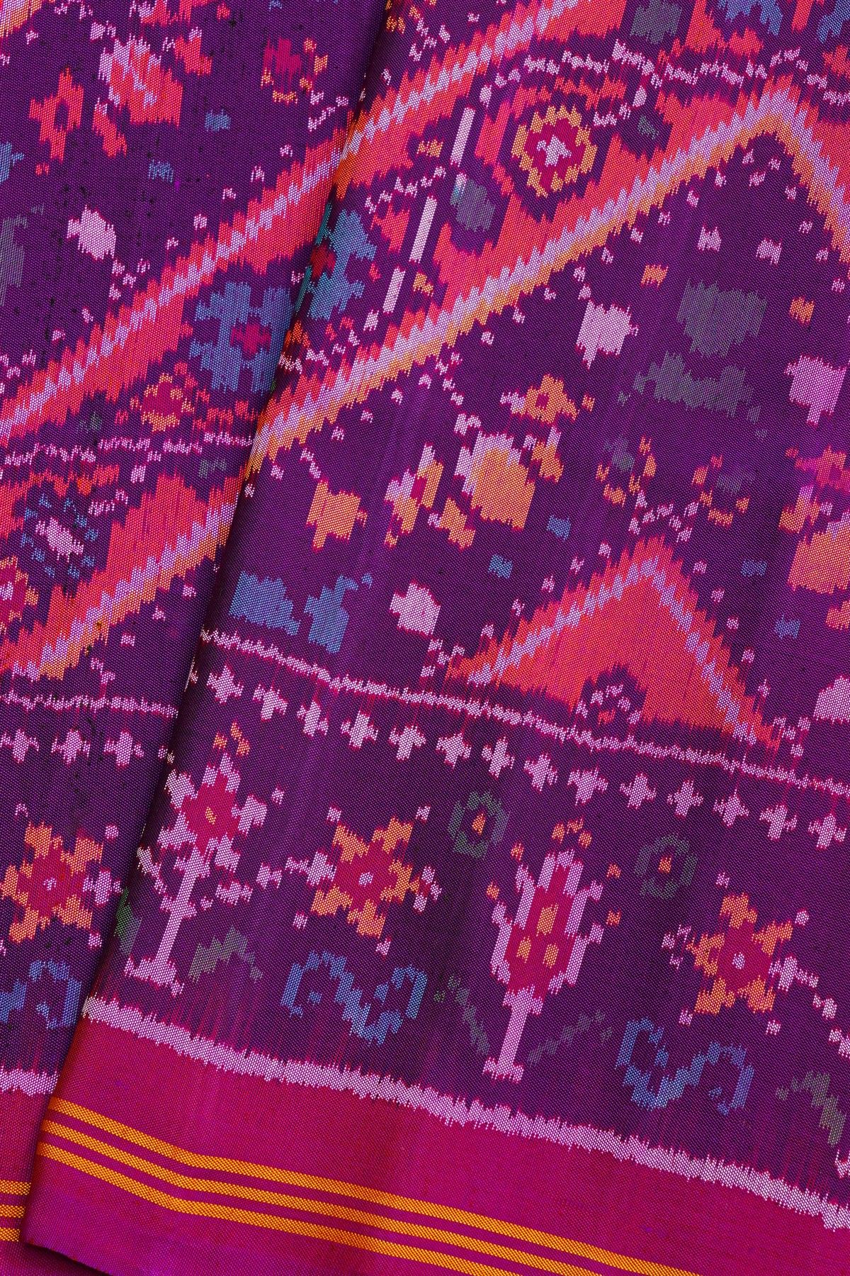 Patola Silk Dual Colour Saree With Florals And Leaves Jaal