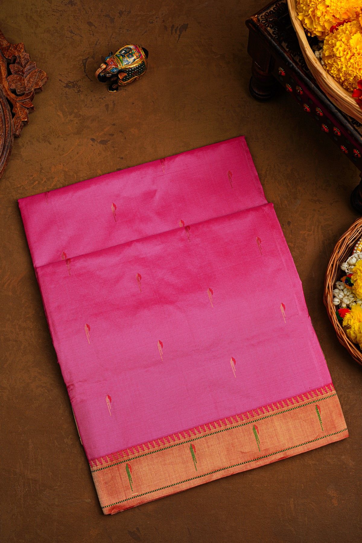 Paithani Silk Magenta Saree With Muniya Buttis Body