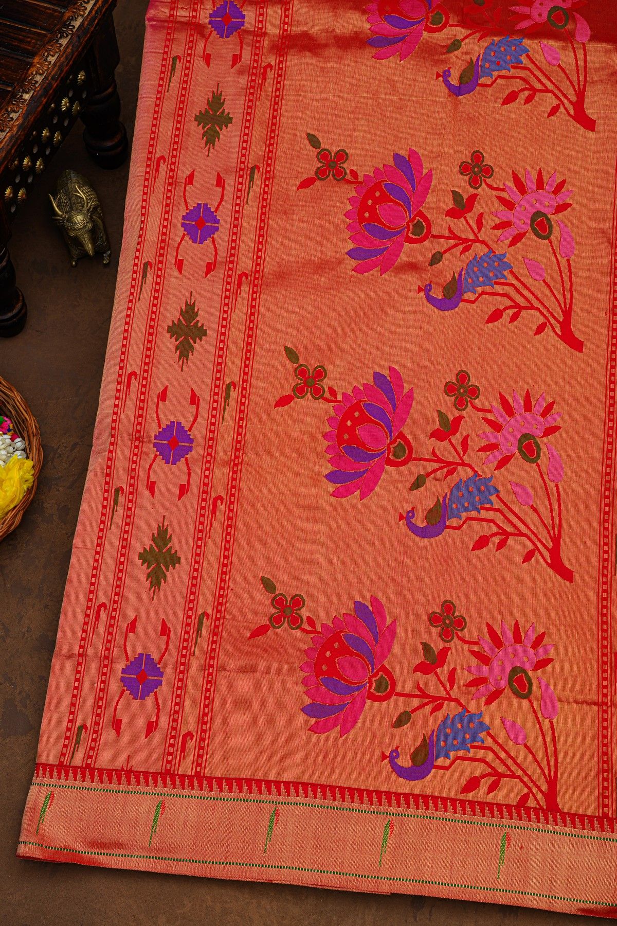 Paithani Silk Magenta Saree With Muniya Buttis Body
