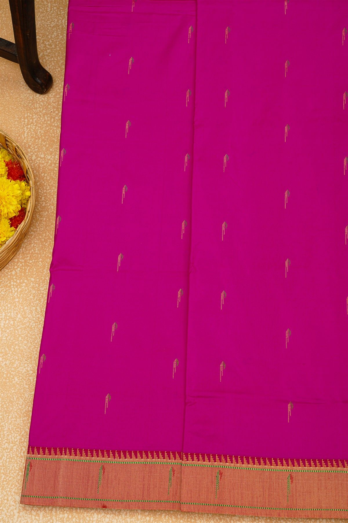 Paithani Silk Magenta Saree With Muniya Buttis Body