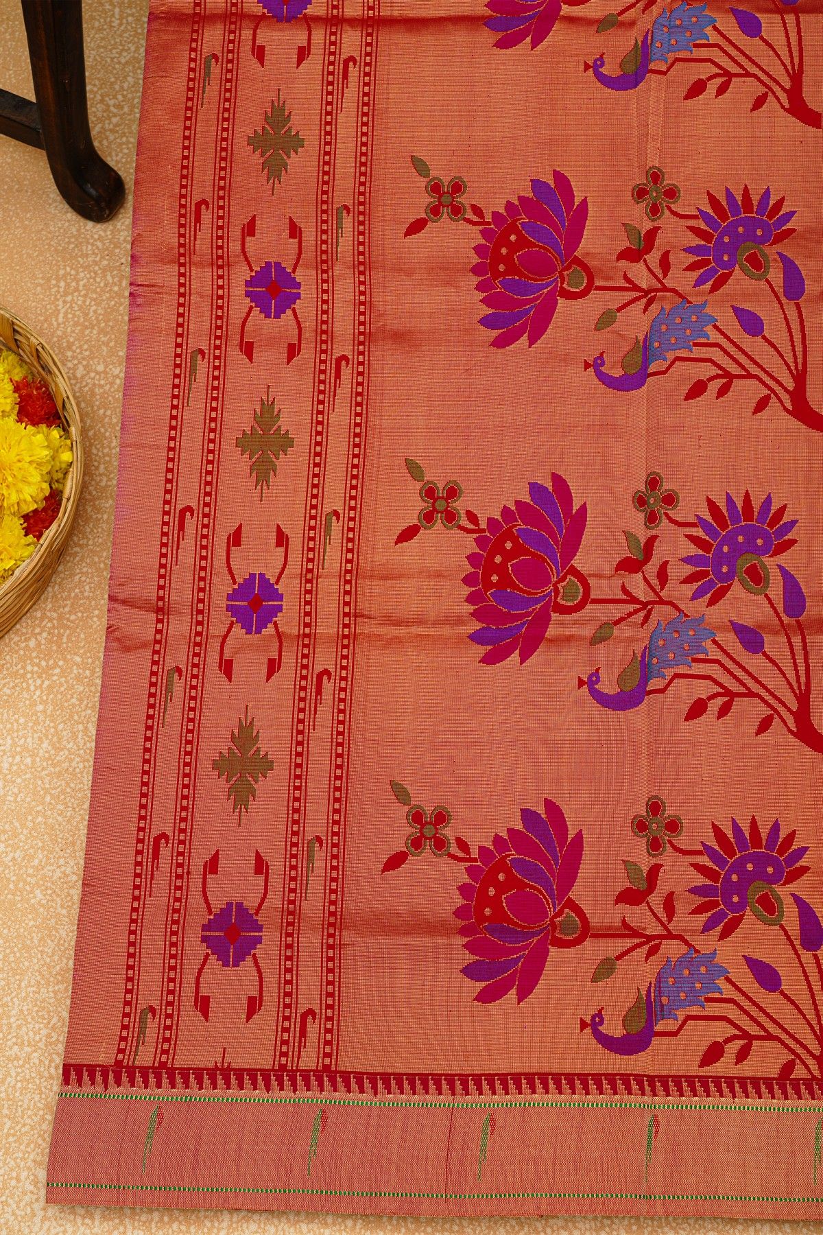 Paithani Silk Magenta Saree With Muniya Buttis Body