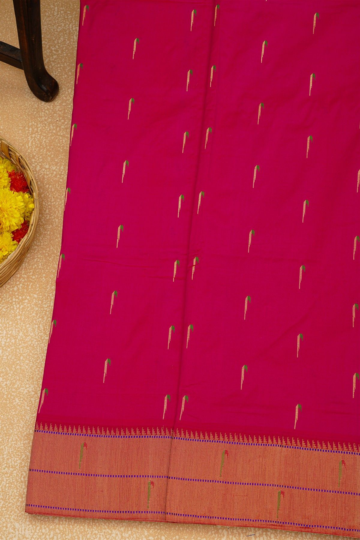 Paithani Silk Magenta Saree With Muniya Buttis Body