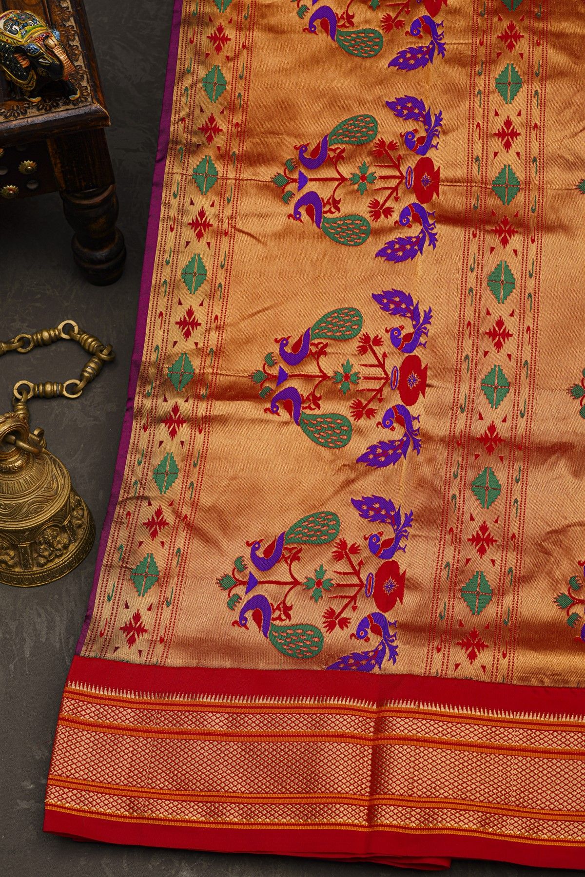 Narayanpet Silk Rani Pink Saree With Florals And Buttis Body